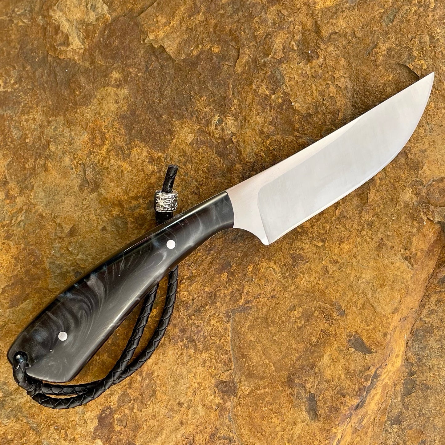 Hunter in 1095 w/ Smoke Swirl Resin