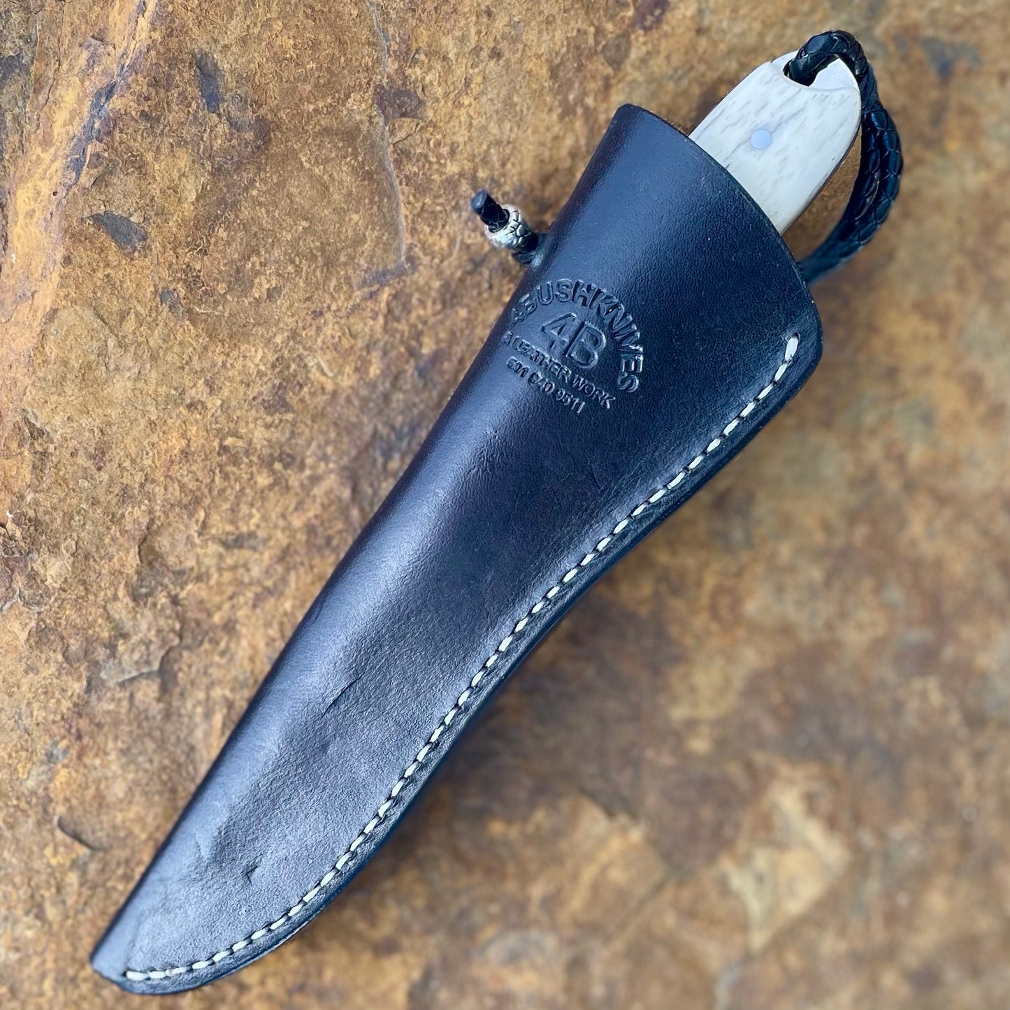 Hunter in 1095 w/ Green Giraffe Bone