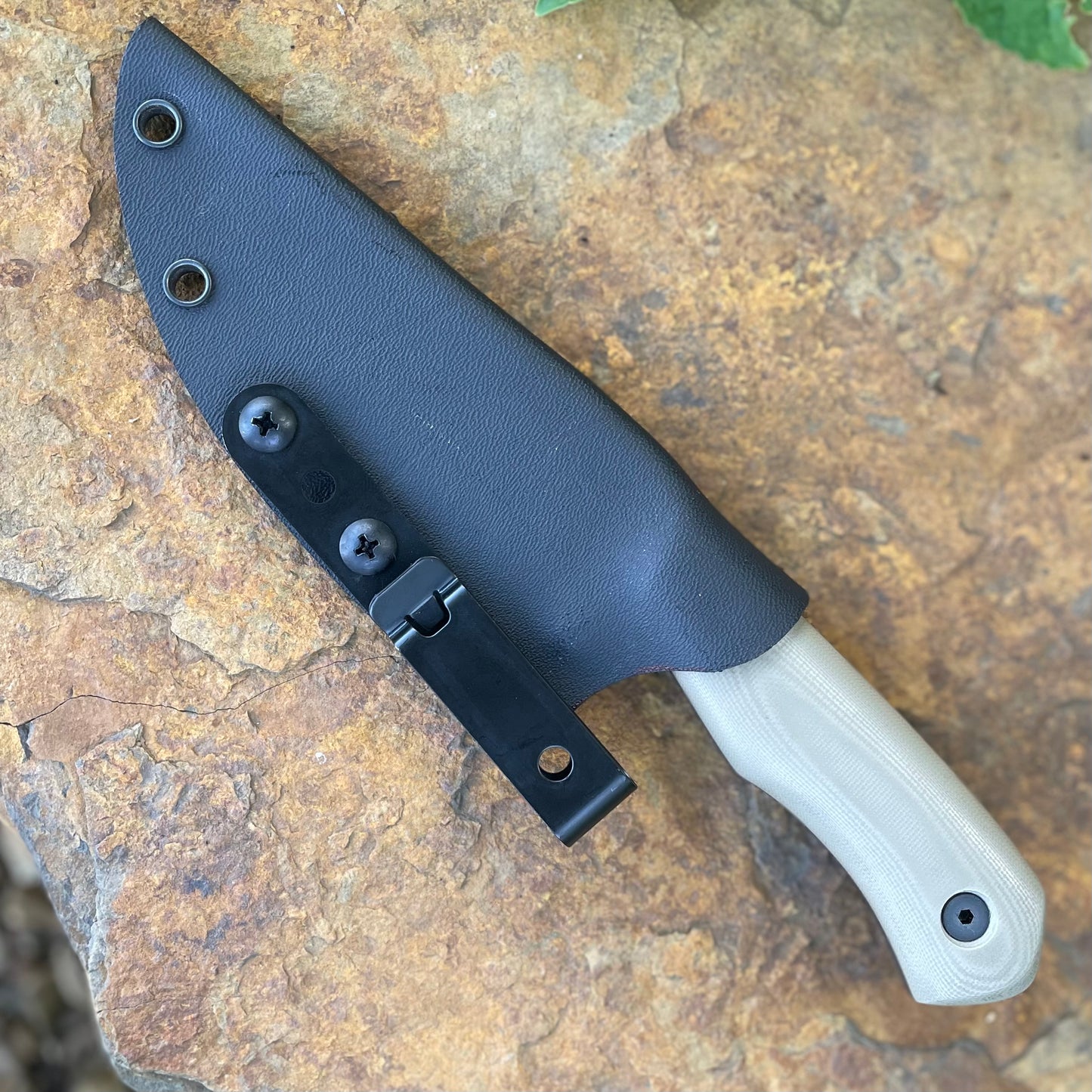Scavenger in 80CrV2 w/ Tan G10