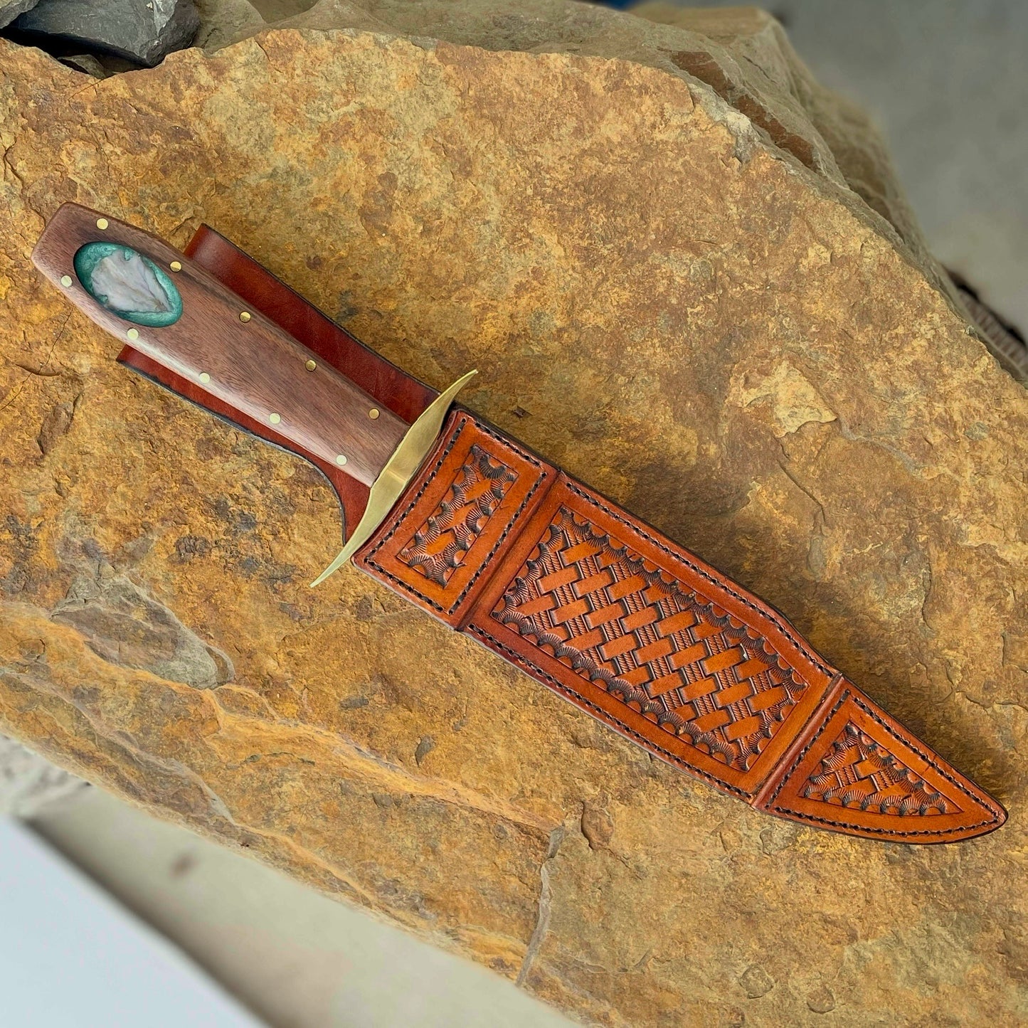 Coffin Handle Bowie in 1095