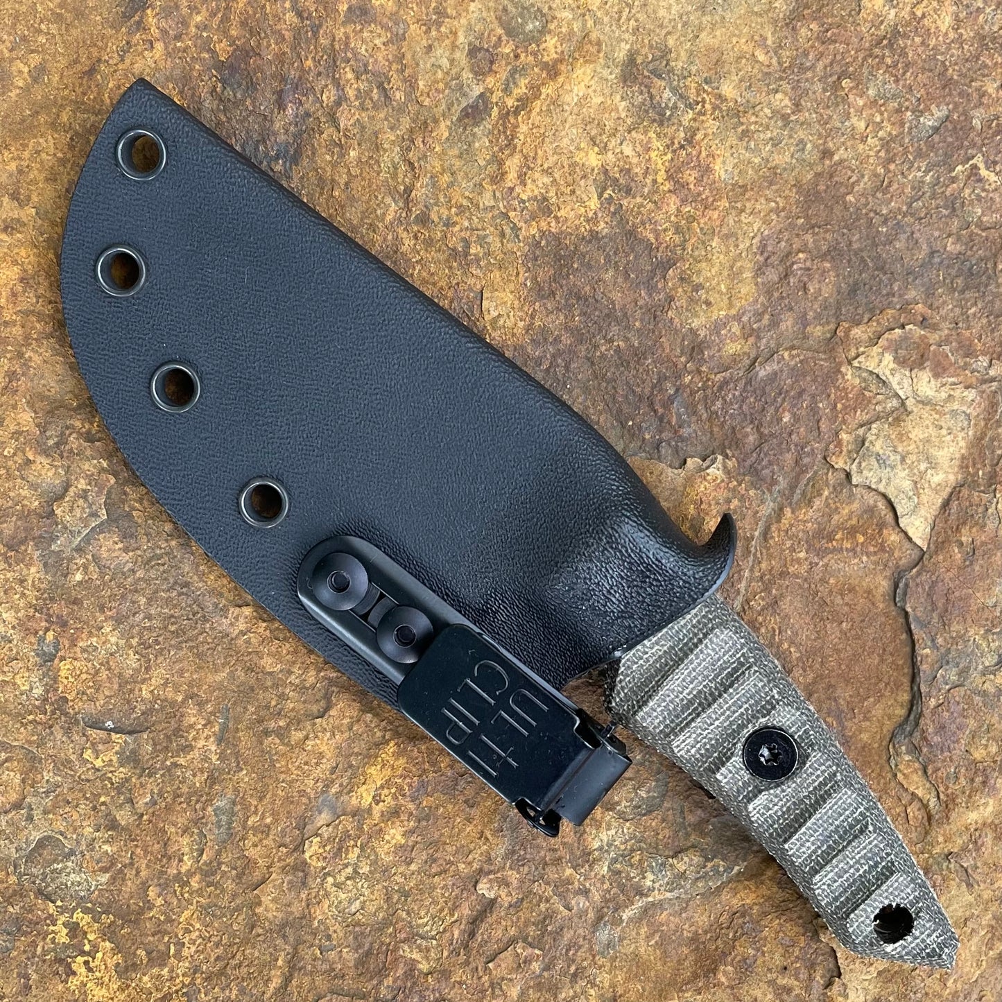 Kaftar in AEB-L FDE Cerakote - Green