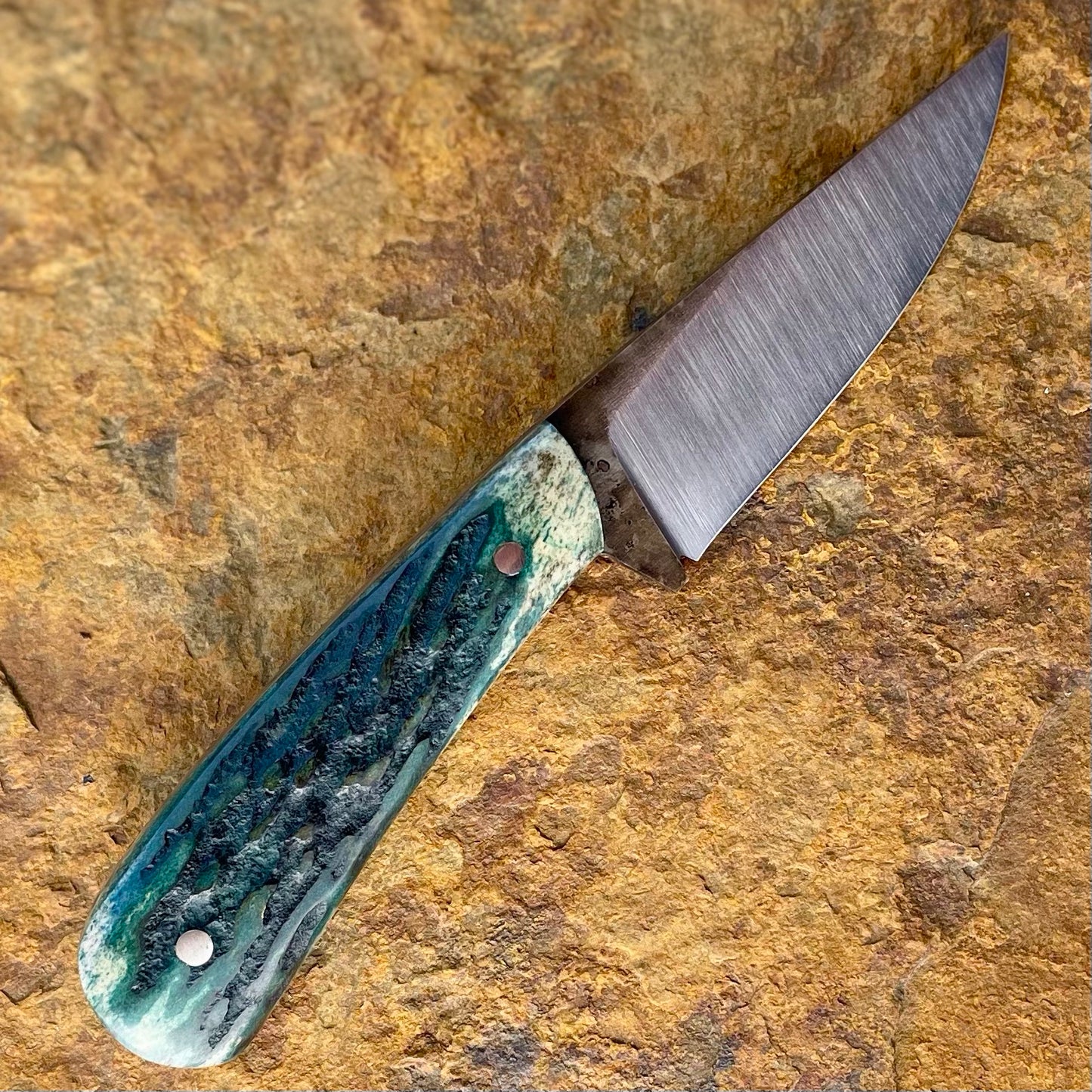 Small Hunter in 1080 w/ Dyed Stag