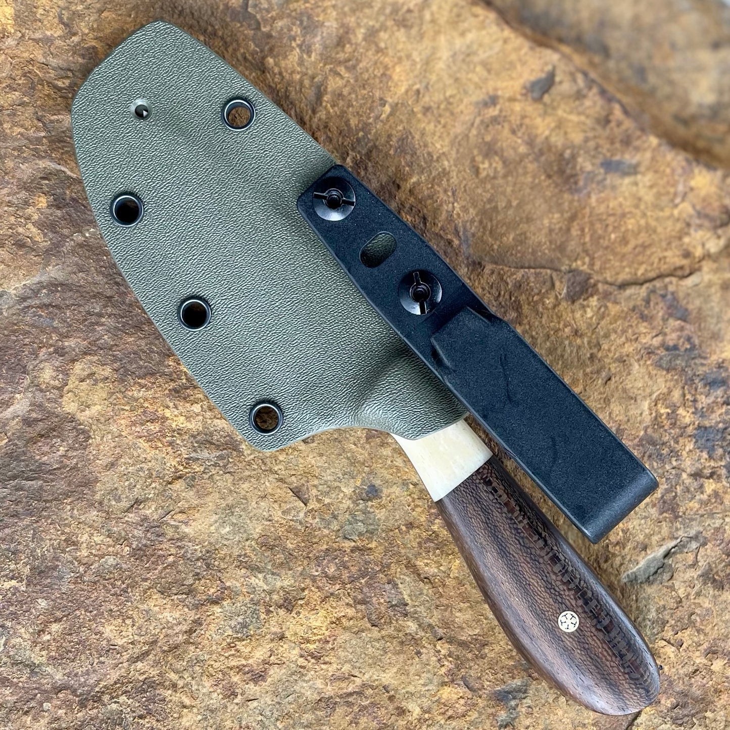 Vireo in AEB-L w/ Zircote and Camel Bone
