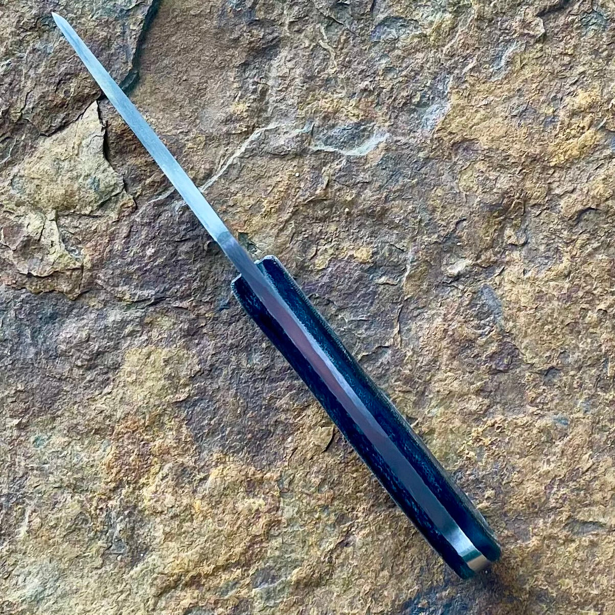 Small EDC in 1095 w/ Black Linen Micarta