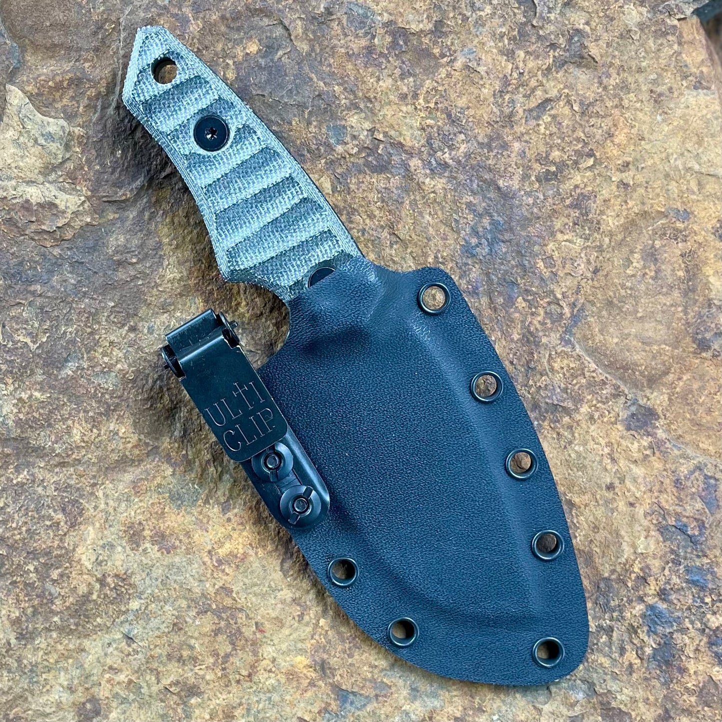 Afanc in 80CrV2 Blk/Green Micarta