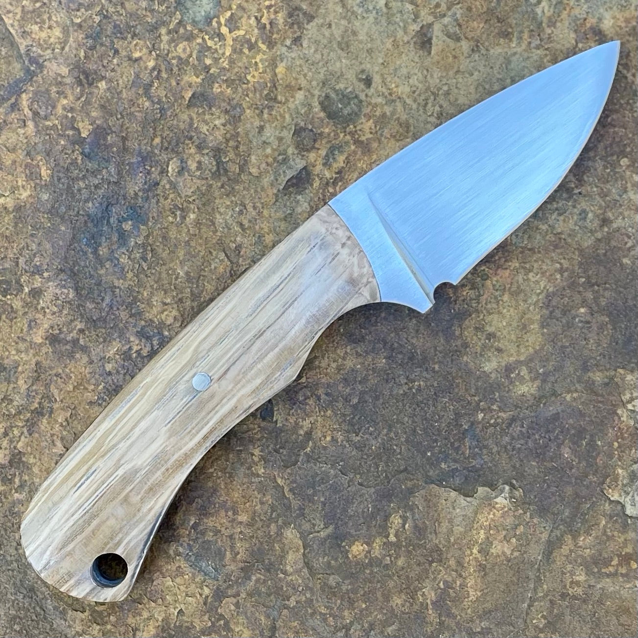 Gentleman EDC in 1075 w/ White Oak