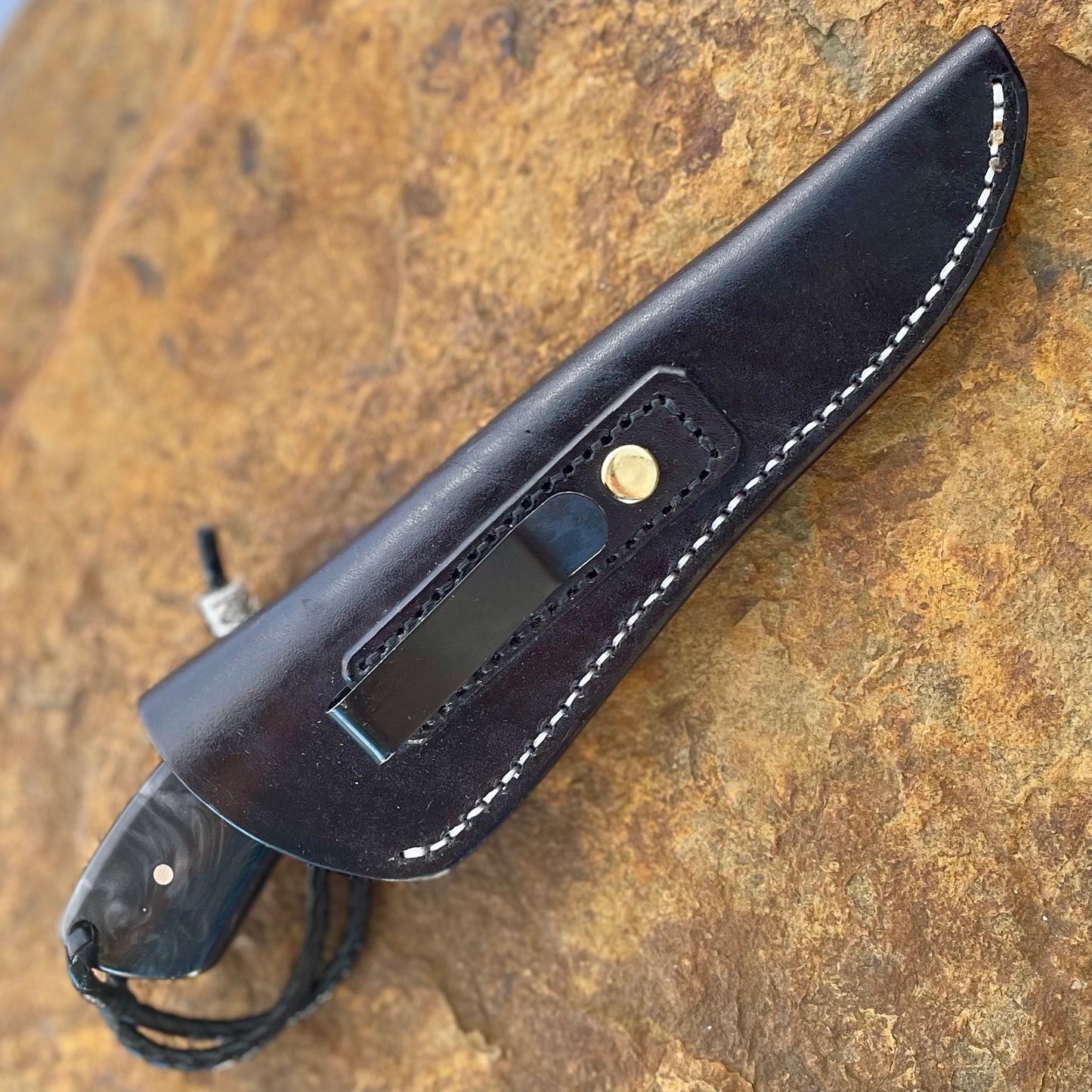 Hunter in 1095 w/ Smoke Swirl Resin