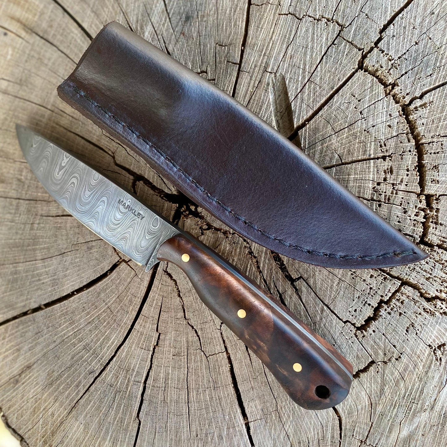 Damascus Hunter w/ Walnut