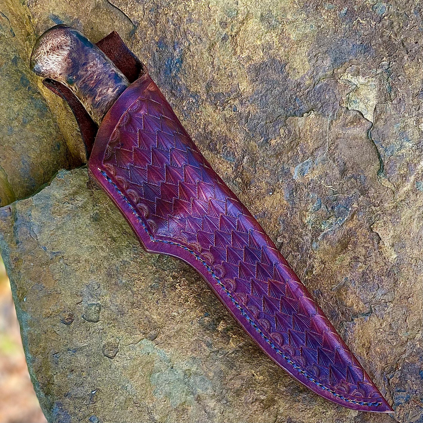 Forged Damascus Hunter w/ Maple