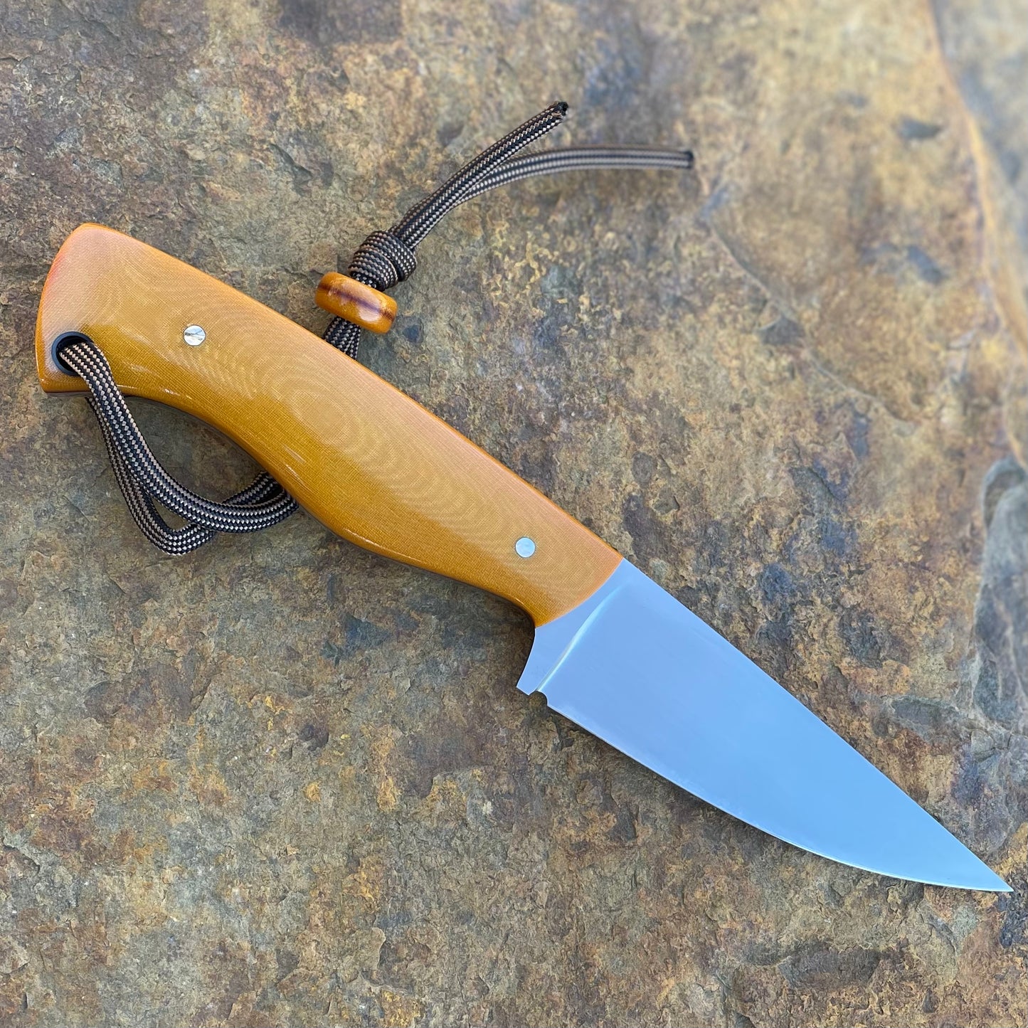 Hunter in 1080 w/ Polished Butterscotch Linen Micarta and Bead