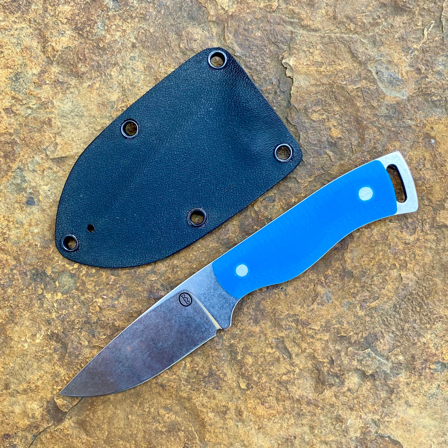 RazOrr Mini in Magnacut SS w/ Blue G10