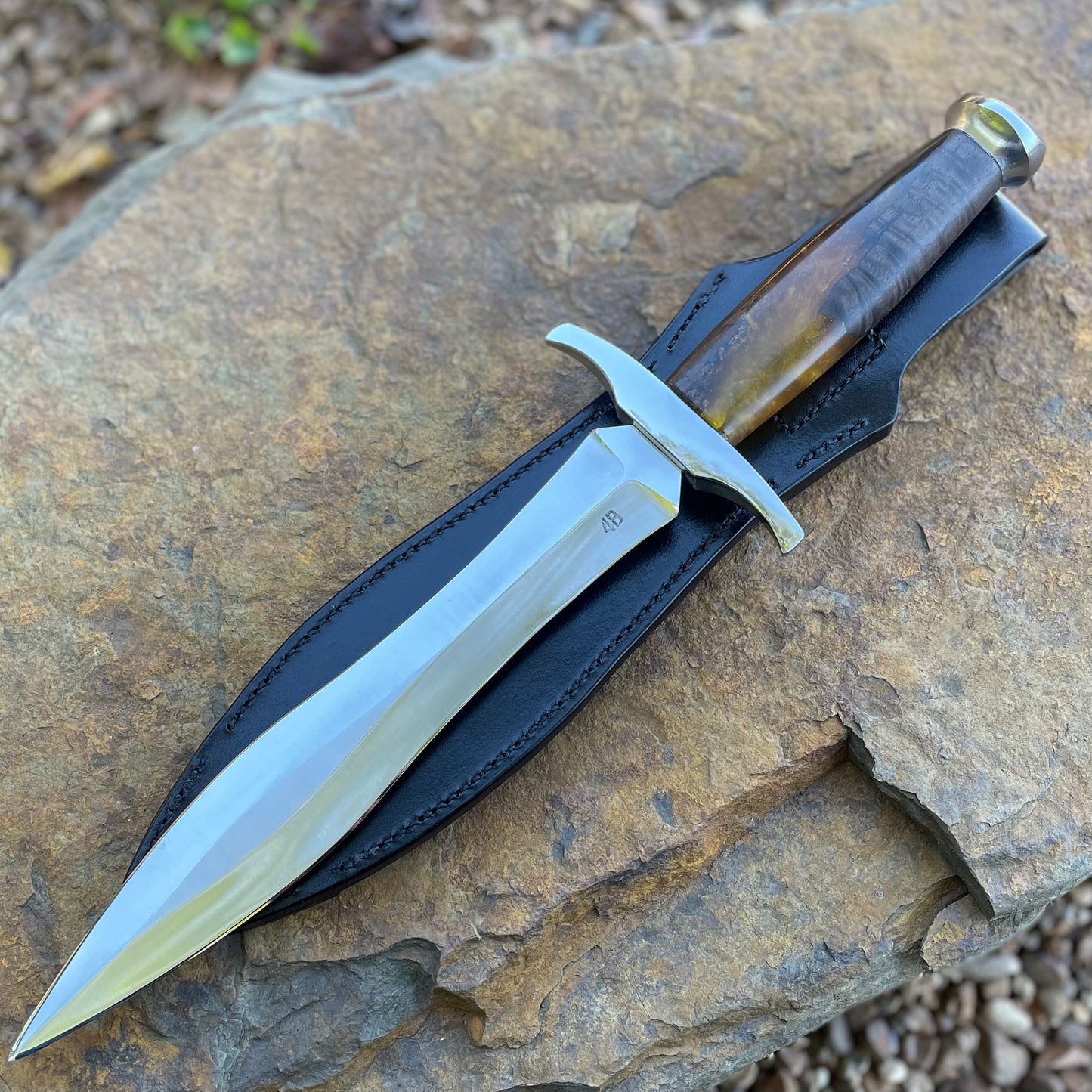 Dagger in 1095 w/ Walnut in Yellow Resin