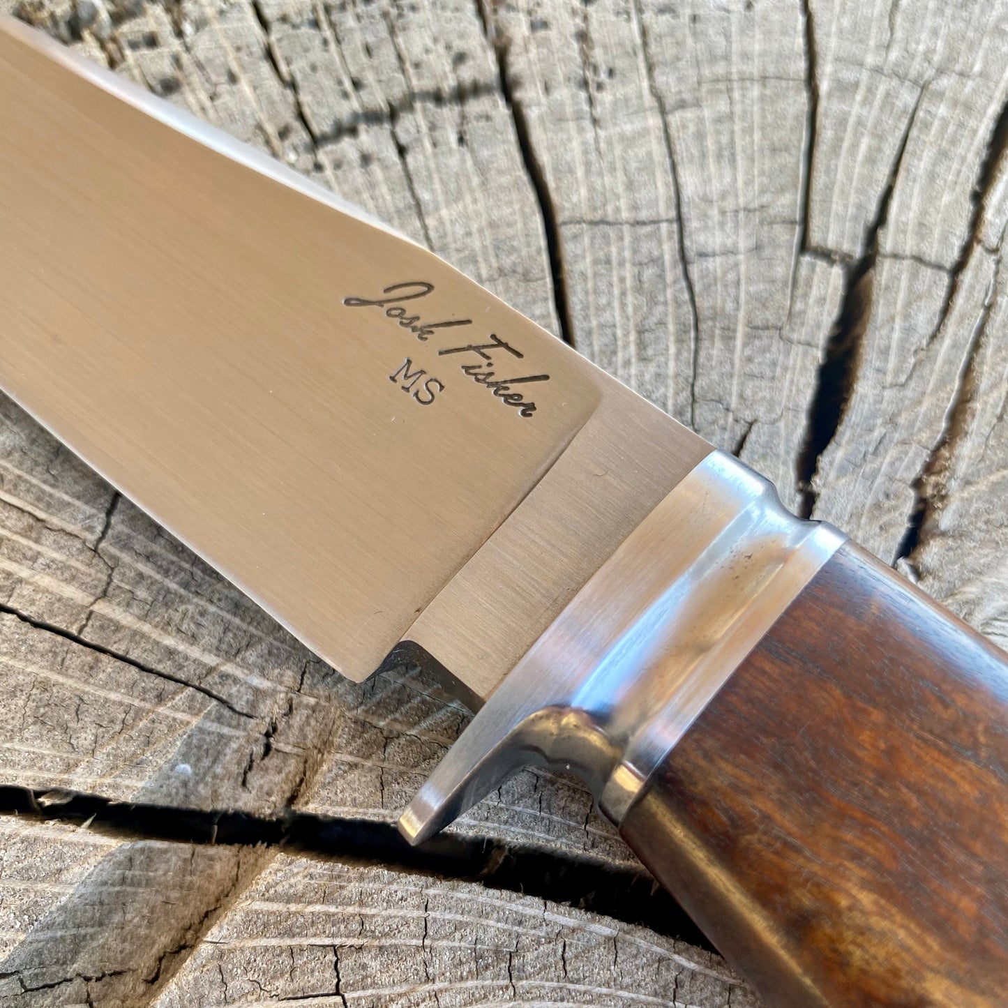 Forged Integral Hunter in 52100 w/ Ringed Gidgee