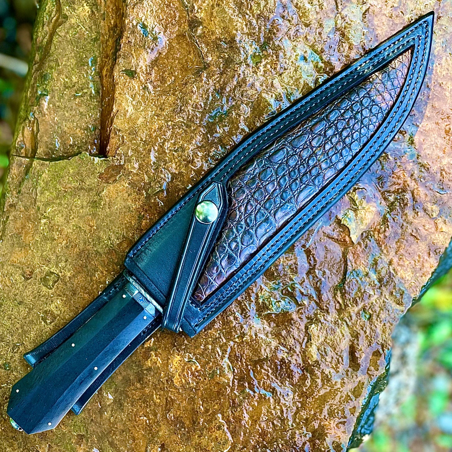 Damascus Bowie (1084/15N20) w/ African Blackwood