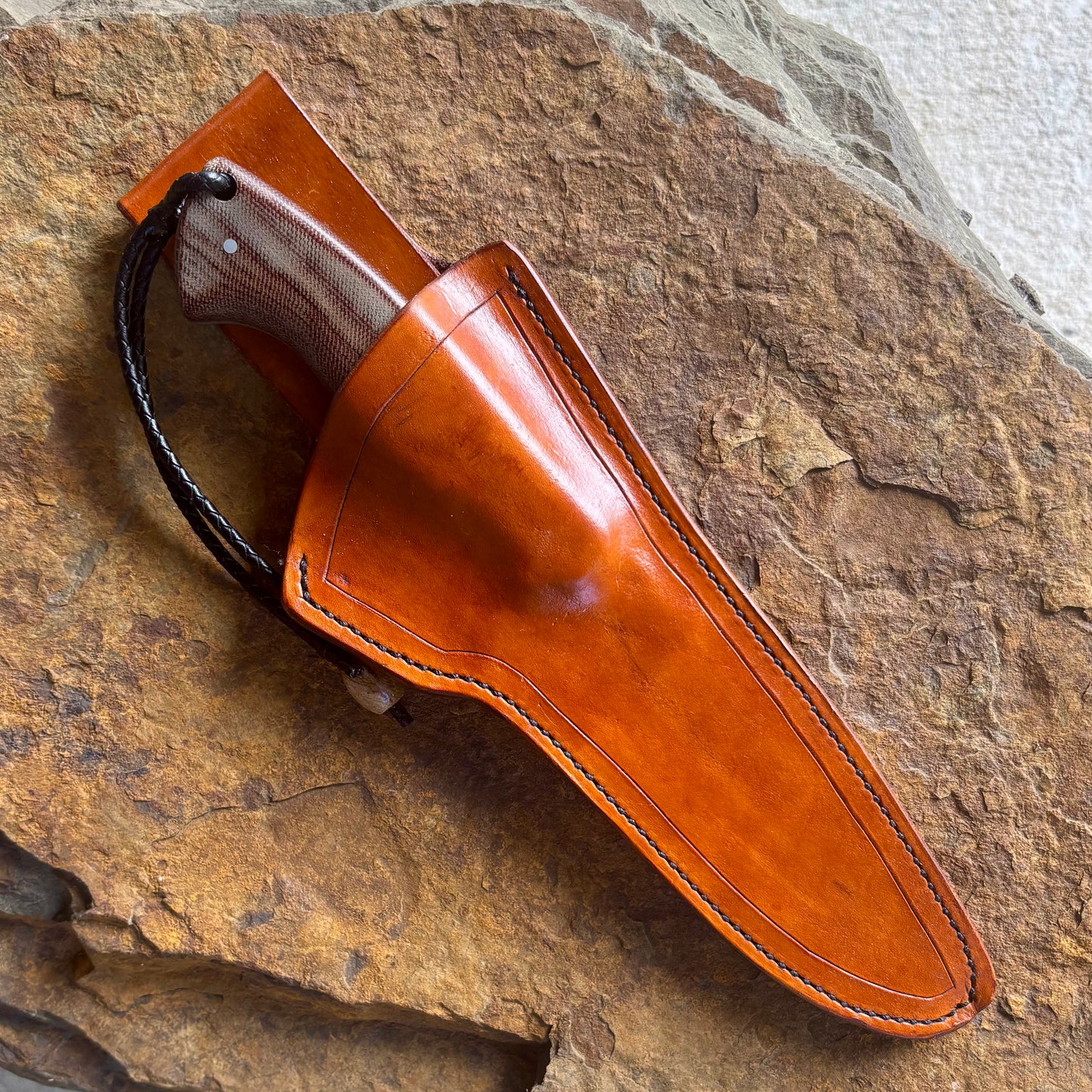 Bushcraft w/ Vintage Micarta in 1095