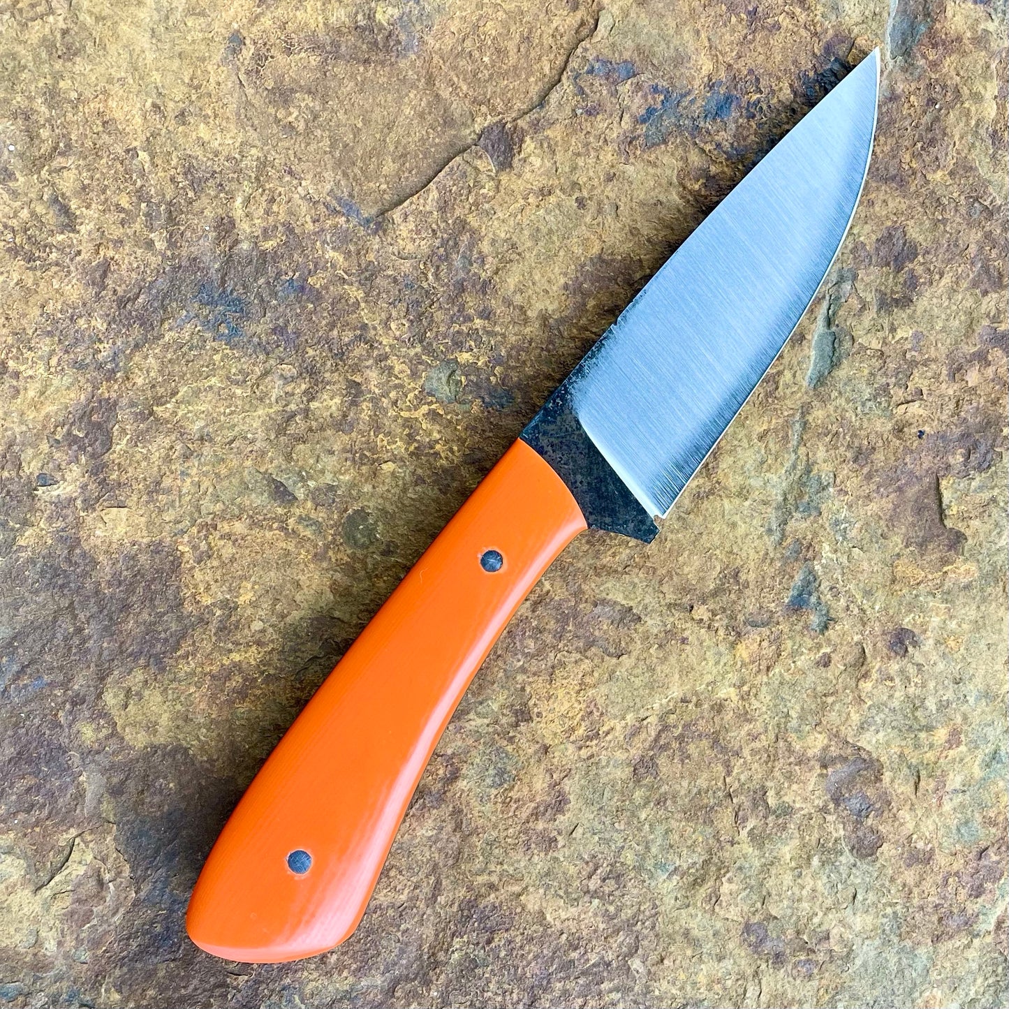 Hunter in 1080 w/ Orange G10