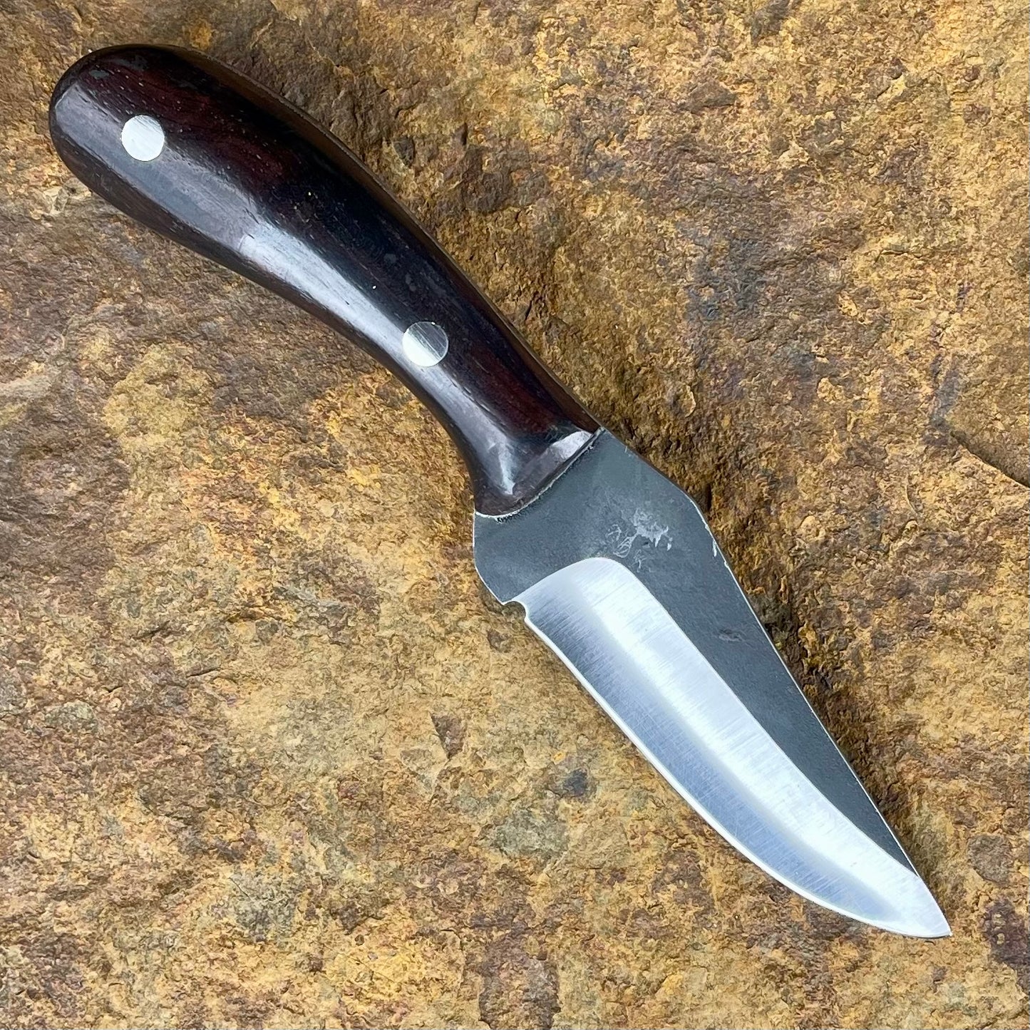 Small Skinner in 1095 w/ Ebony