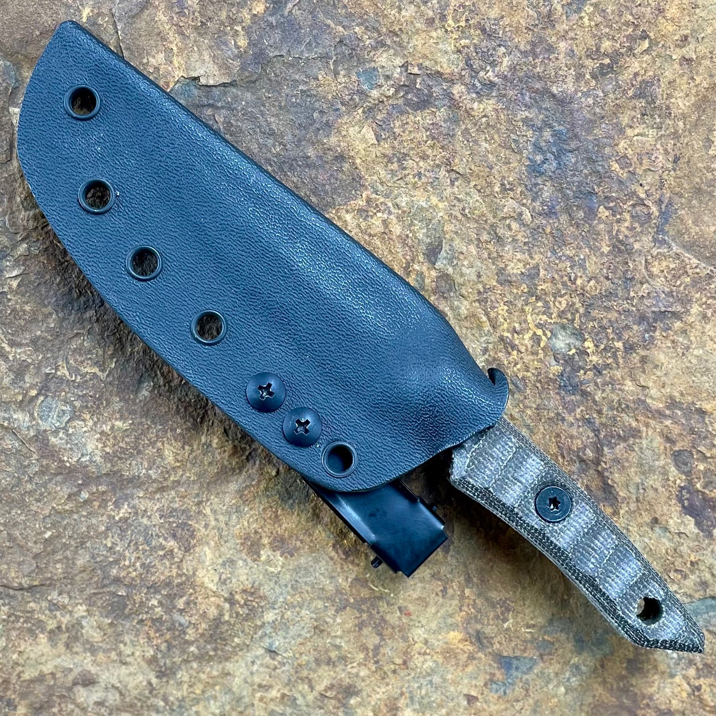 Gazeka in 80CrV2 Coyote Cerakote/Green Micarta