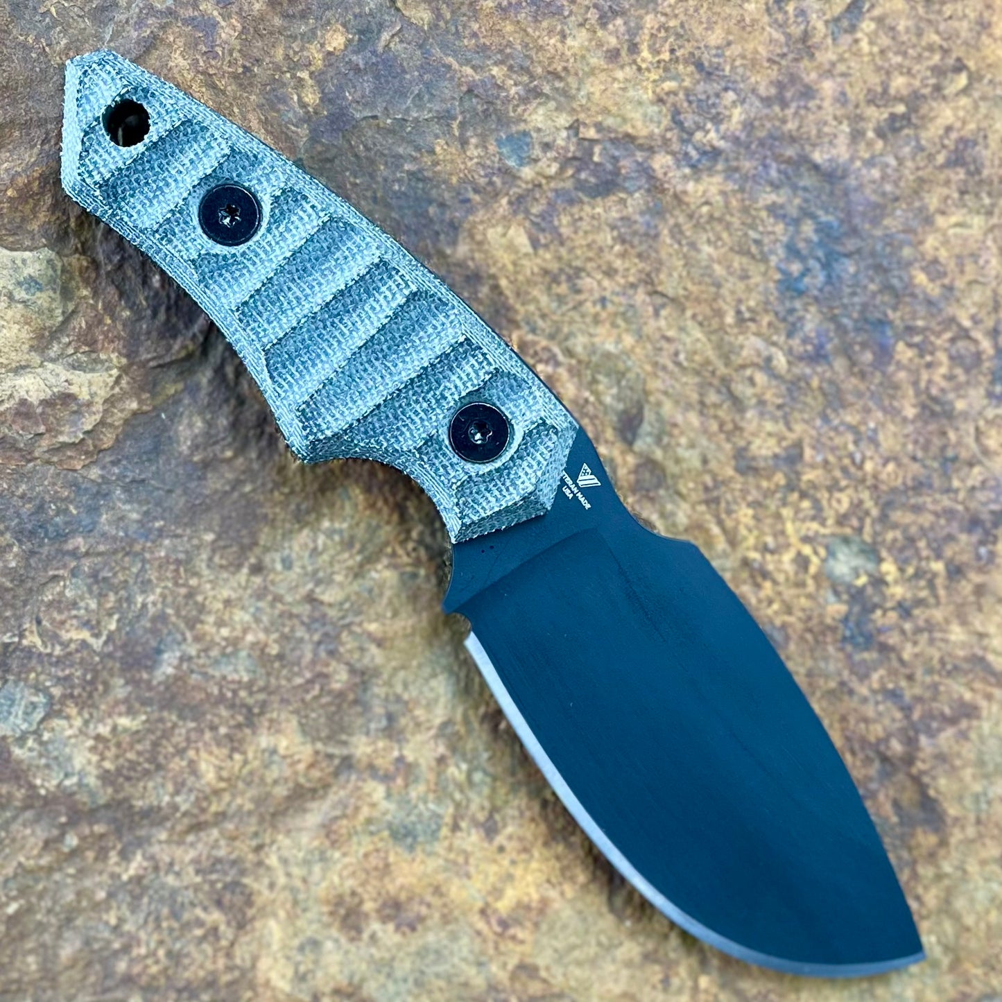 Afanc in 80CrV2 Blk/Green Micarta
