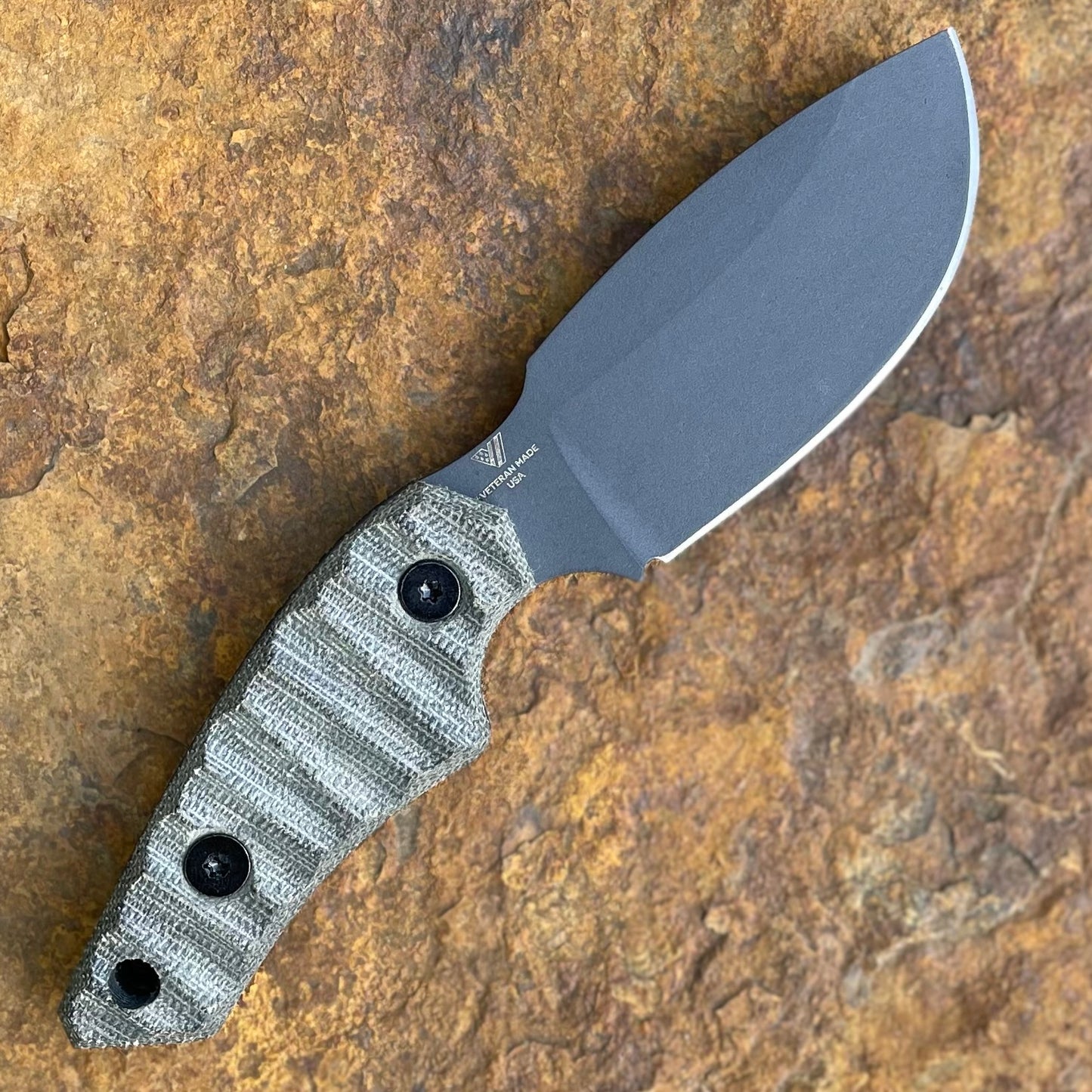 Afanc in 80CrV2 Gray Cerakote - Gray