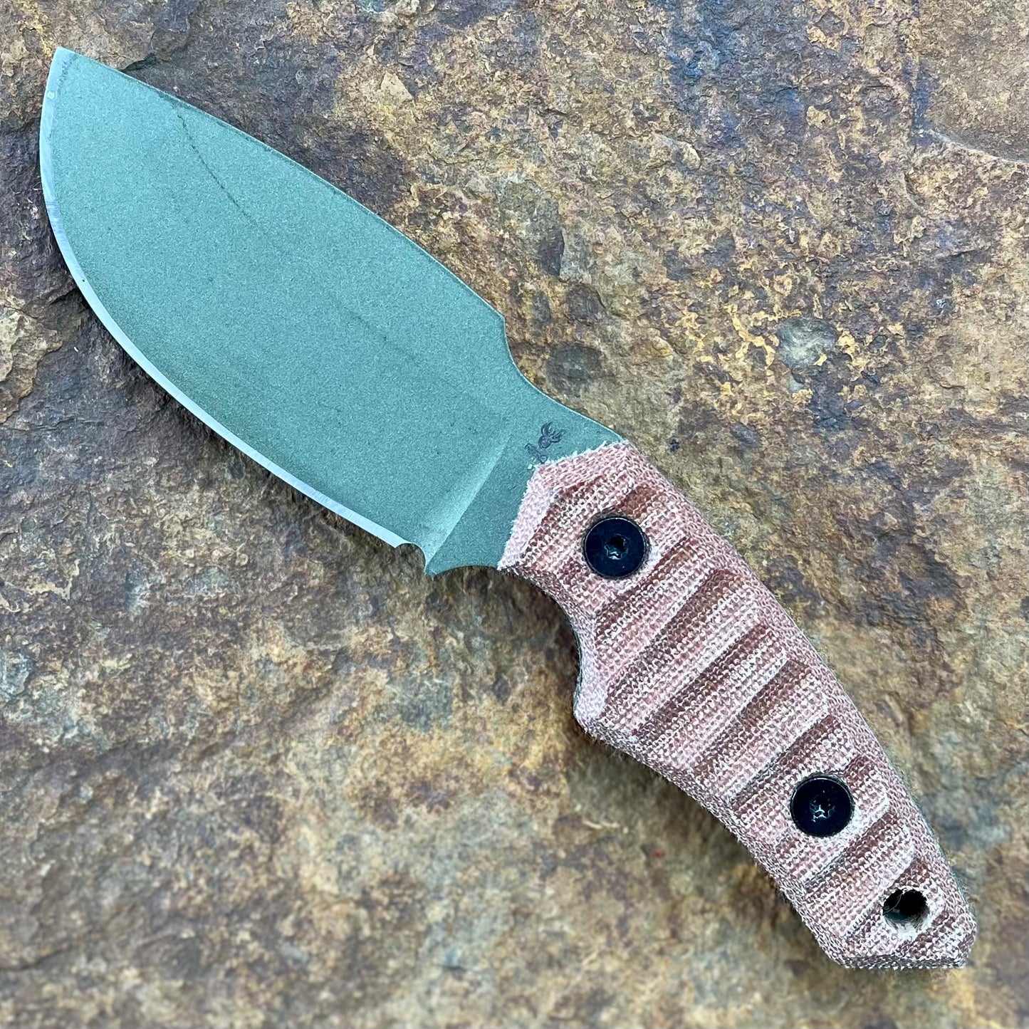 Afanc in 80CrV2 Grn Cerakote/Brown Micarta