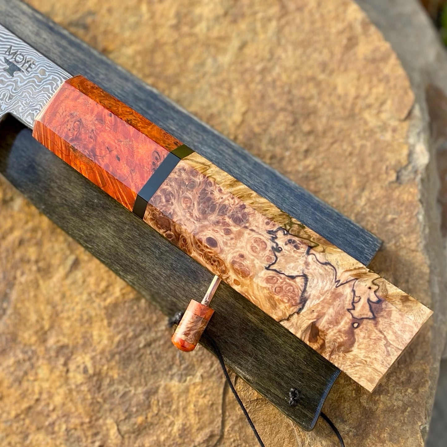 Damascus Kitchen Knife w/ Maple and Oak