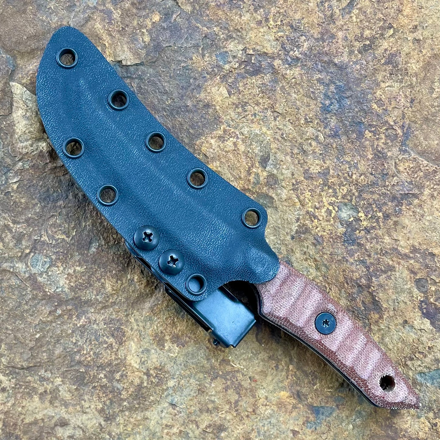 Rougarou in 80CrV2 Blk/Natural Micarta