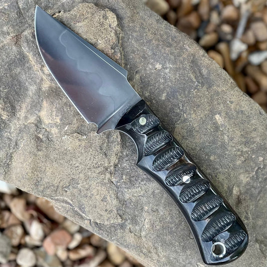 Olivia Pocketknife in W2 w/ Impala jigged Buffalo horn