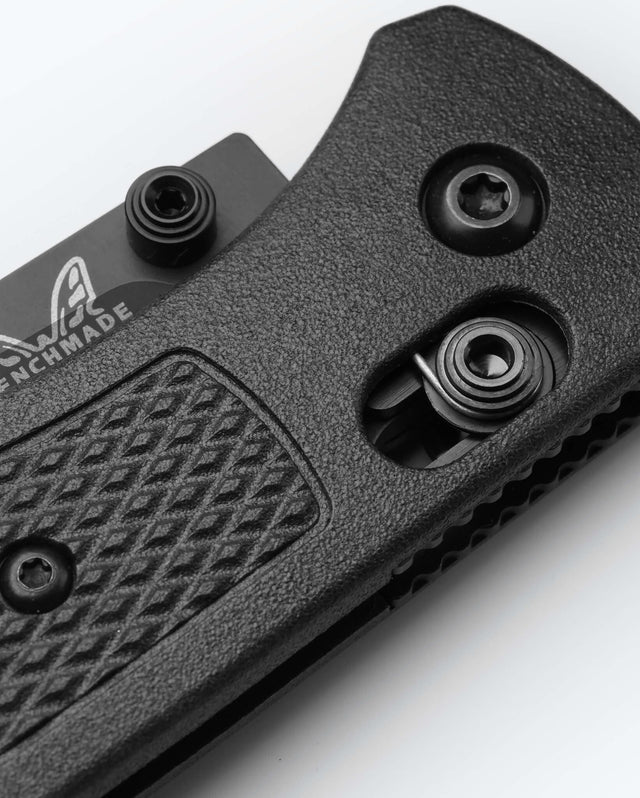 Benchmade Bugout Black CF-Elite/S30V