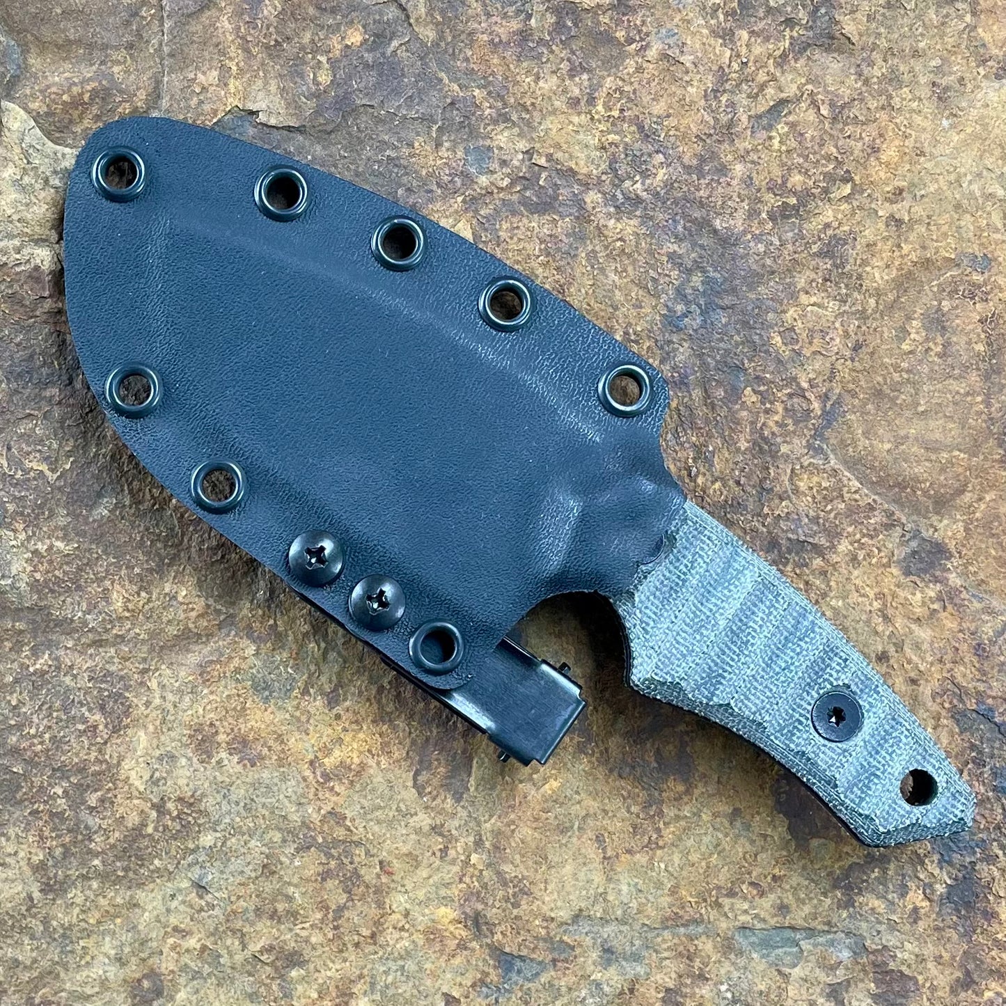 Afanc in 80CrV2 Blk/Green Micarta