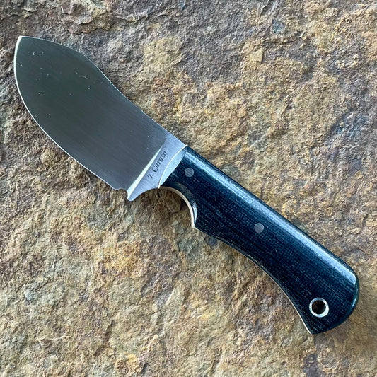 Olivia Pocketknife in CPM154 w/ Black Micarta