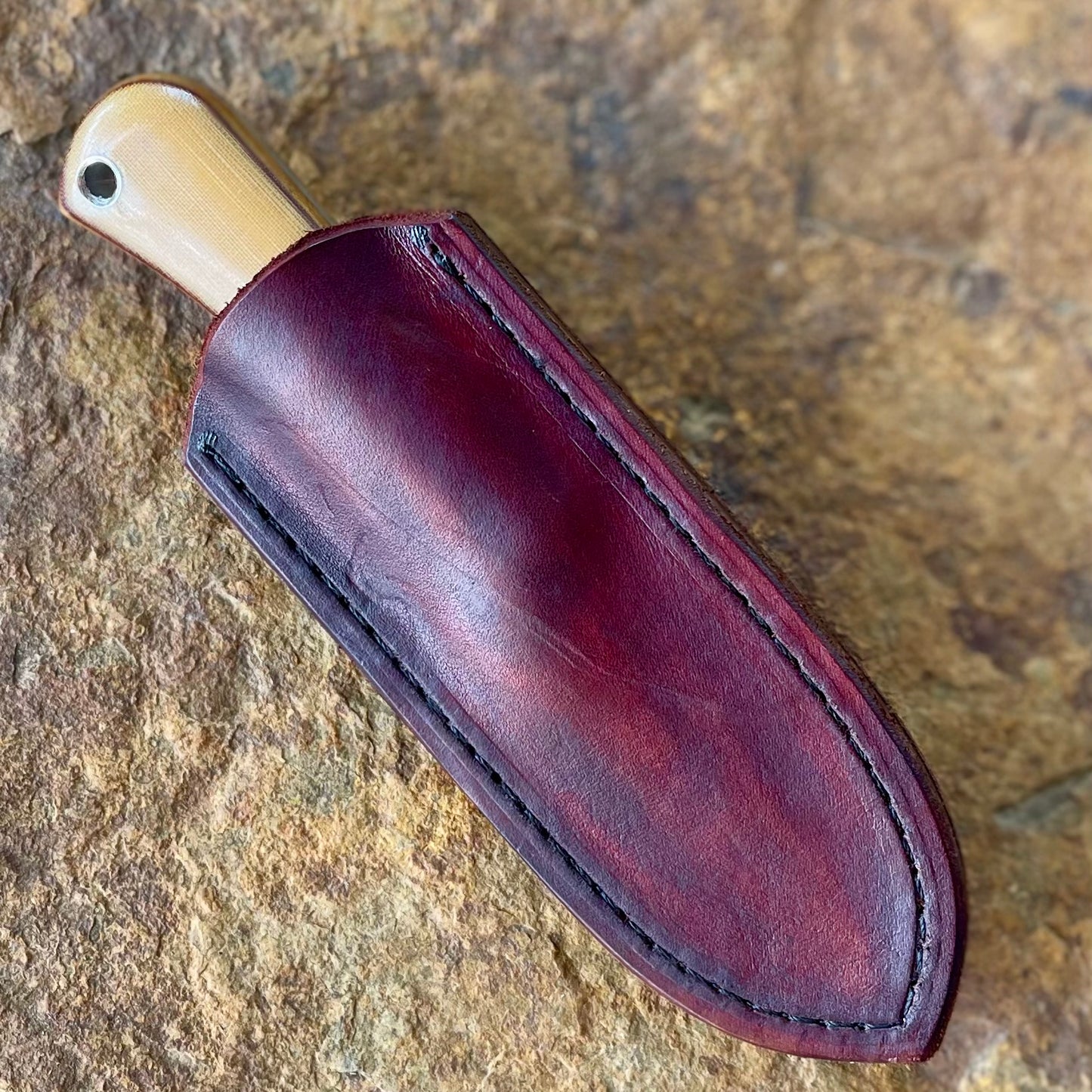 Olivia Pocketknife in W2 w/ Vintage Linen Micarta