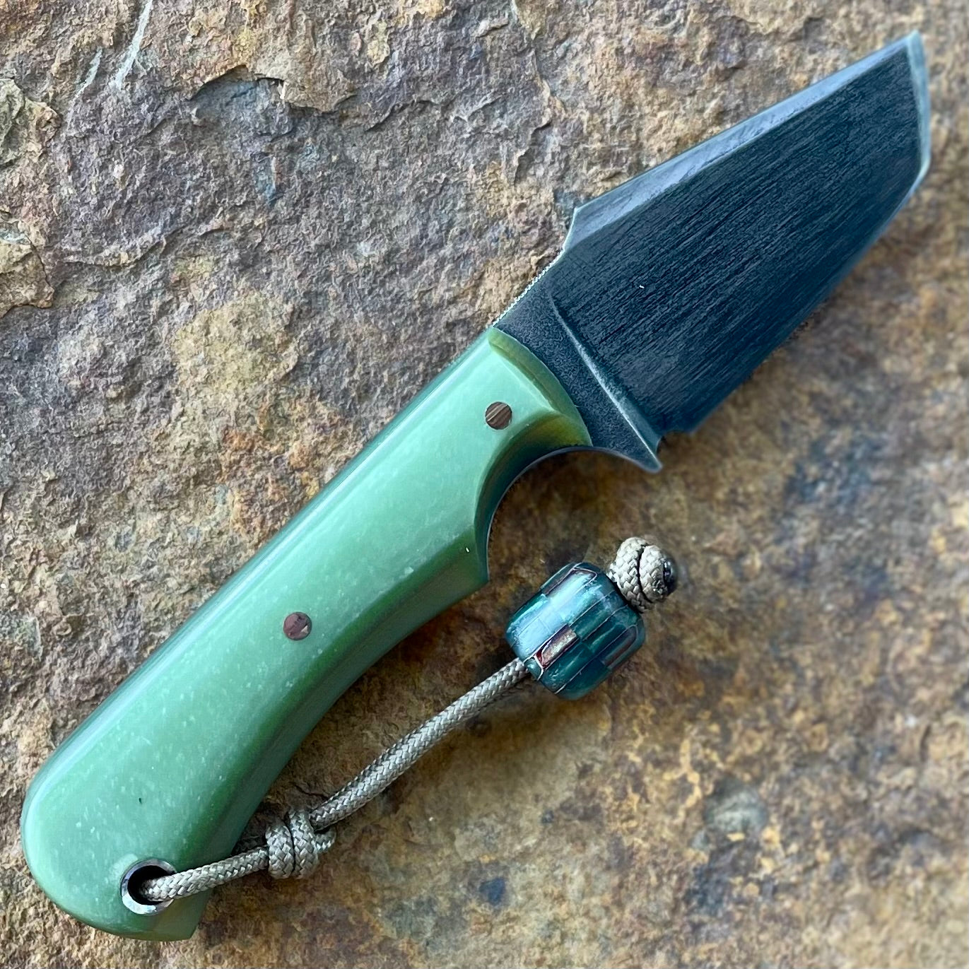 Olivia Pckt knife in S35VN w/ Green Richlite