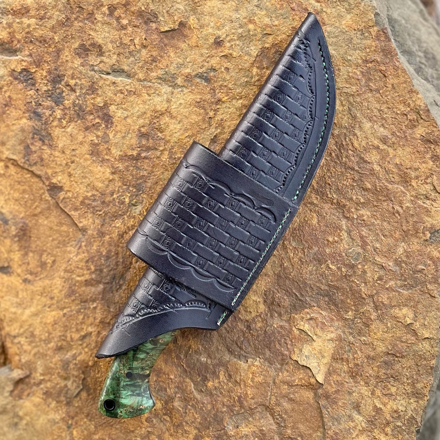 Skirmisher in 8670 w/ Amboyna Burl