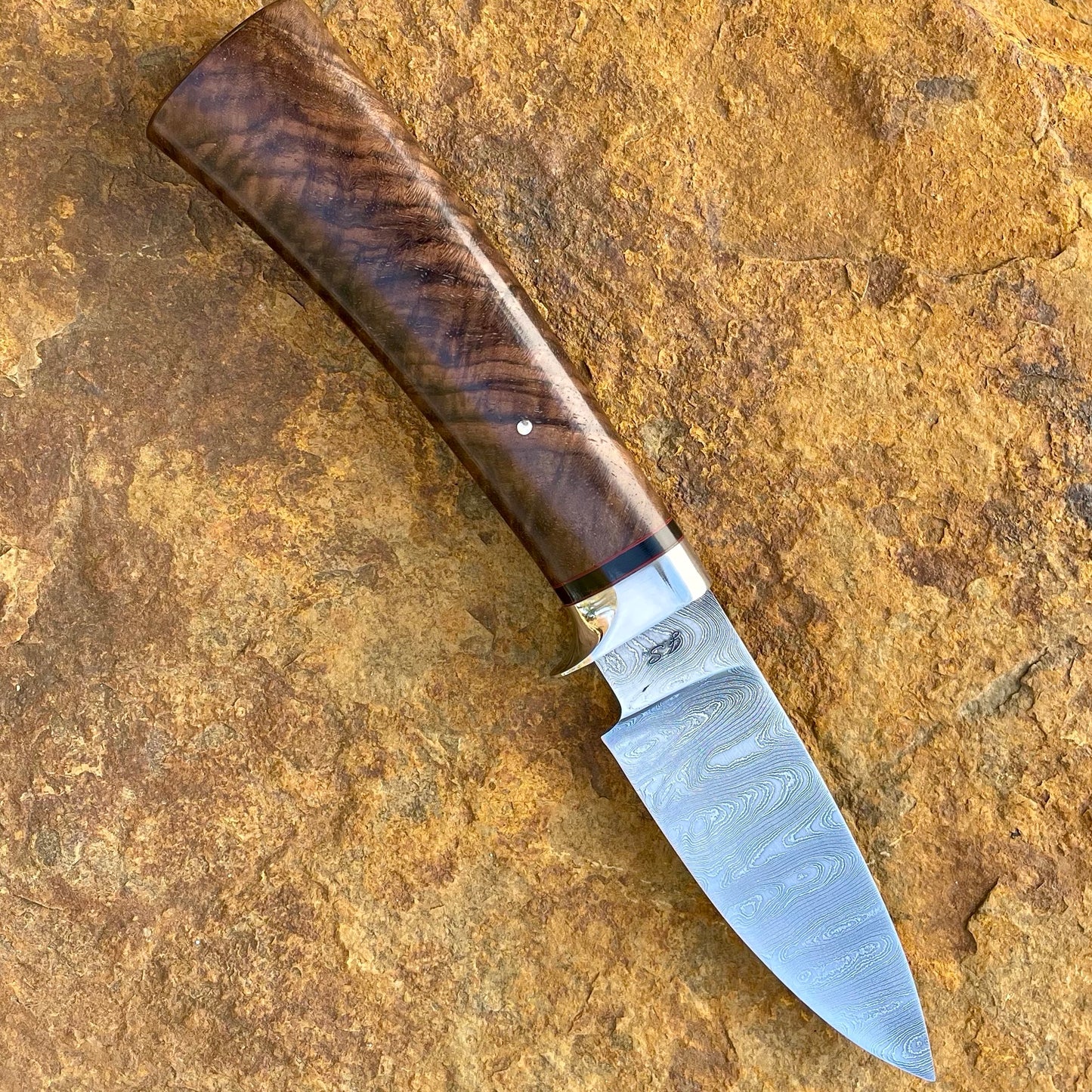 Damascus Hunter w/ Turkish Walnut