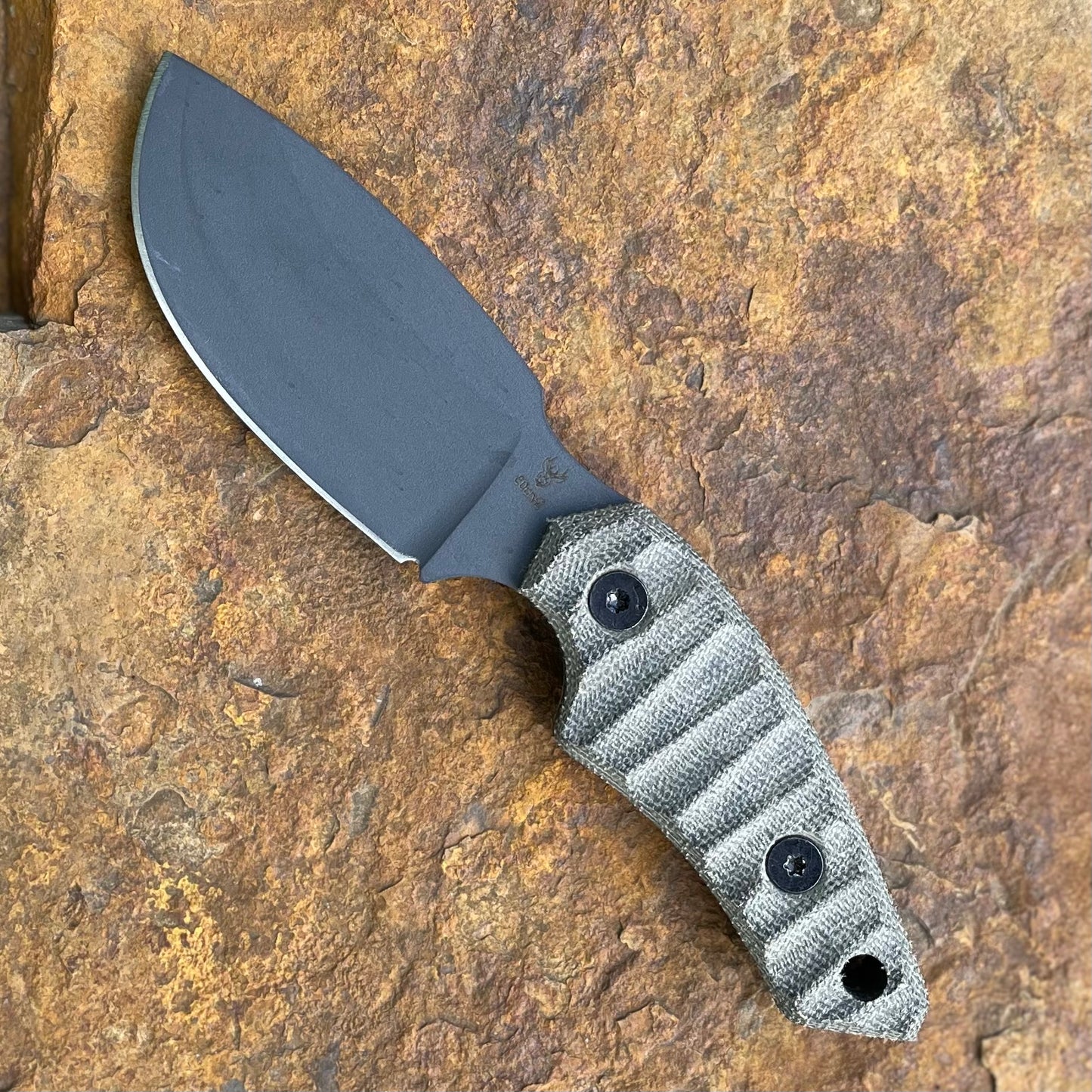 Afanc in 80CrV2 Gray Cerakote - Gray