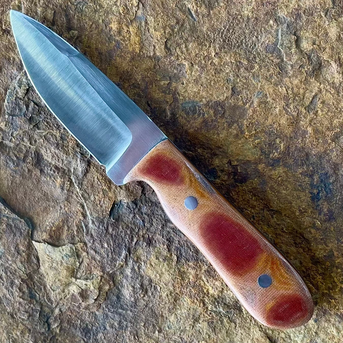 Large Hunter in 1095 w/ Natural Linen Micarta