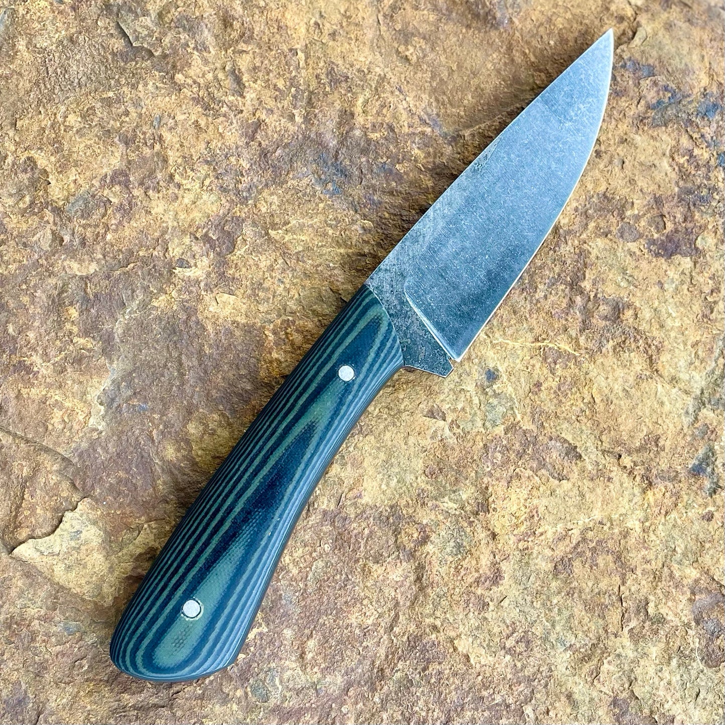 Hunter in 1080 w/ Green & Black G10