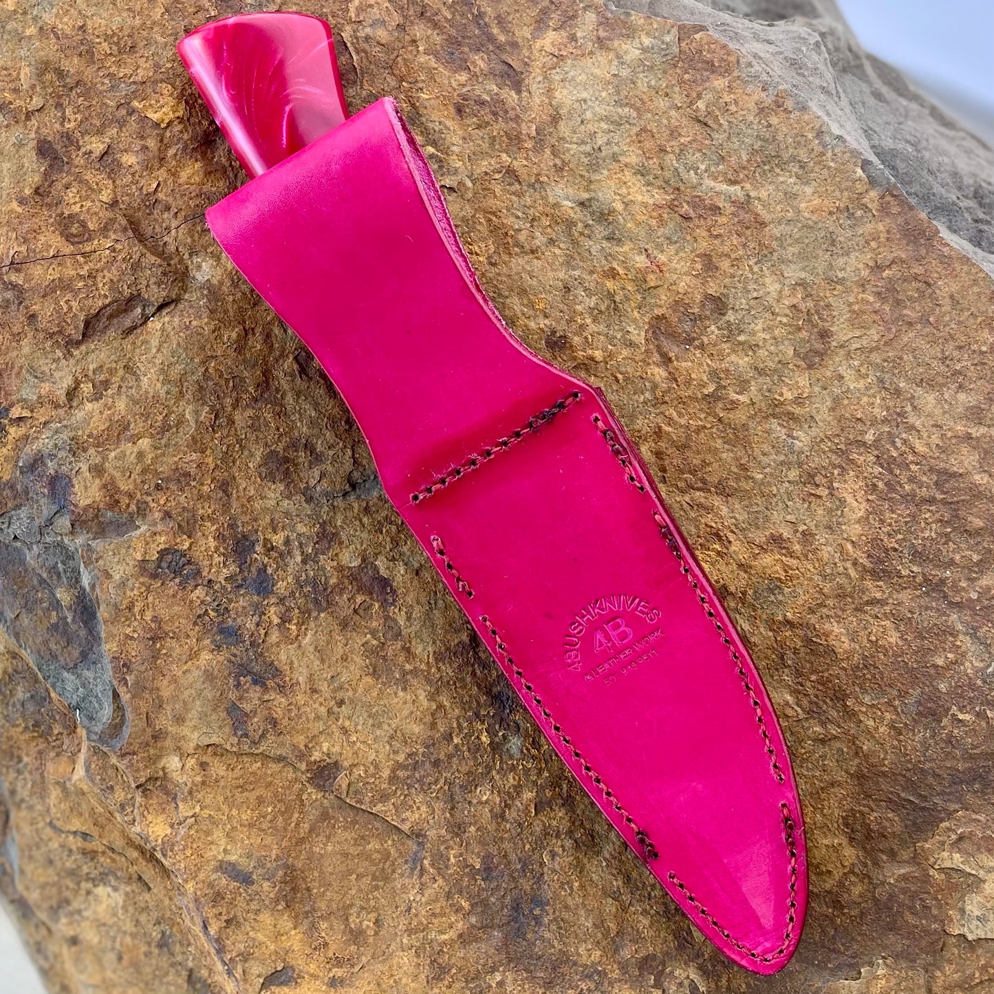 Lady Bowie in 1095 w/ Pink Resin