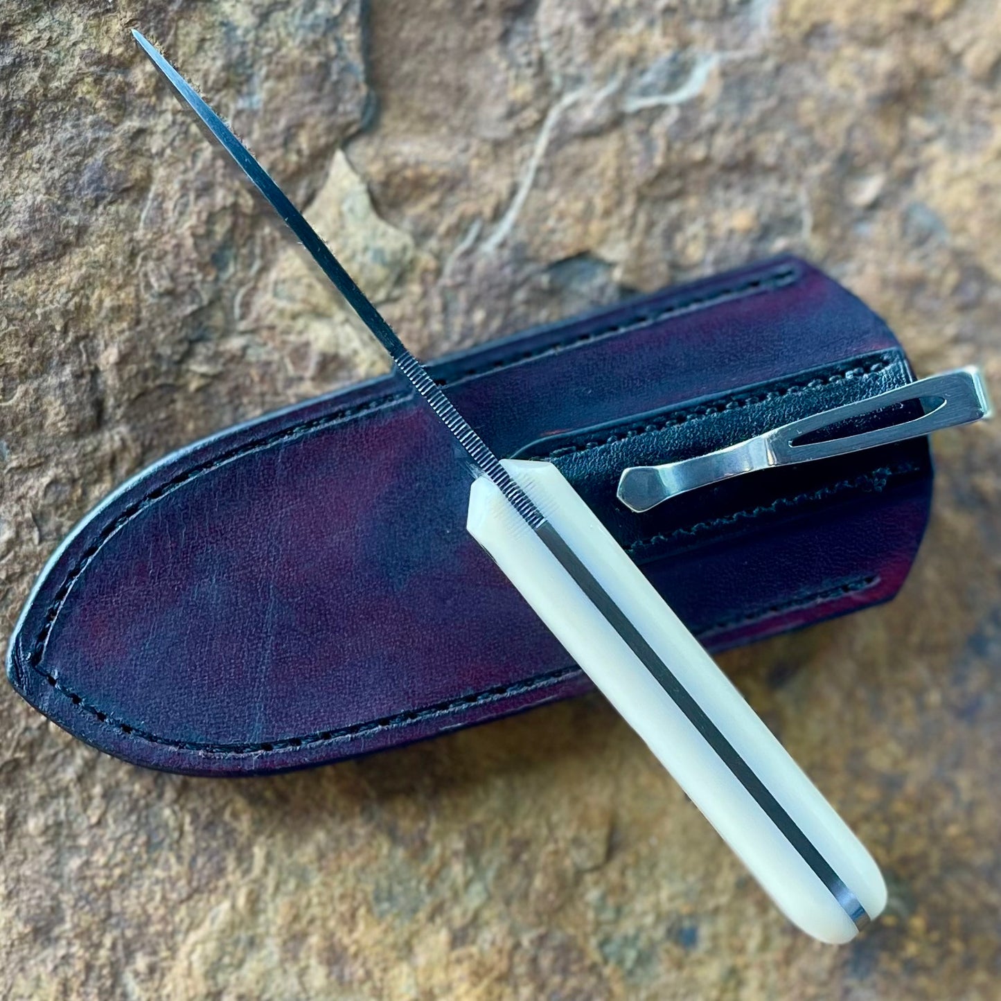 Olivia Pocketknife in S35VN w/ Ivory Linen Micarta