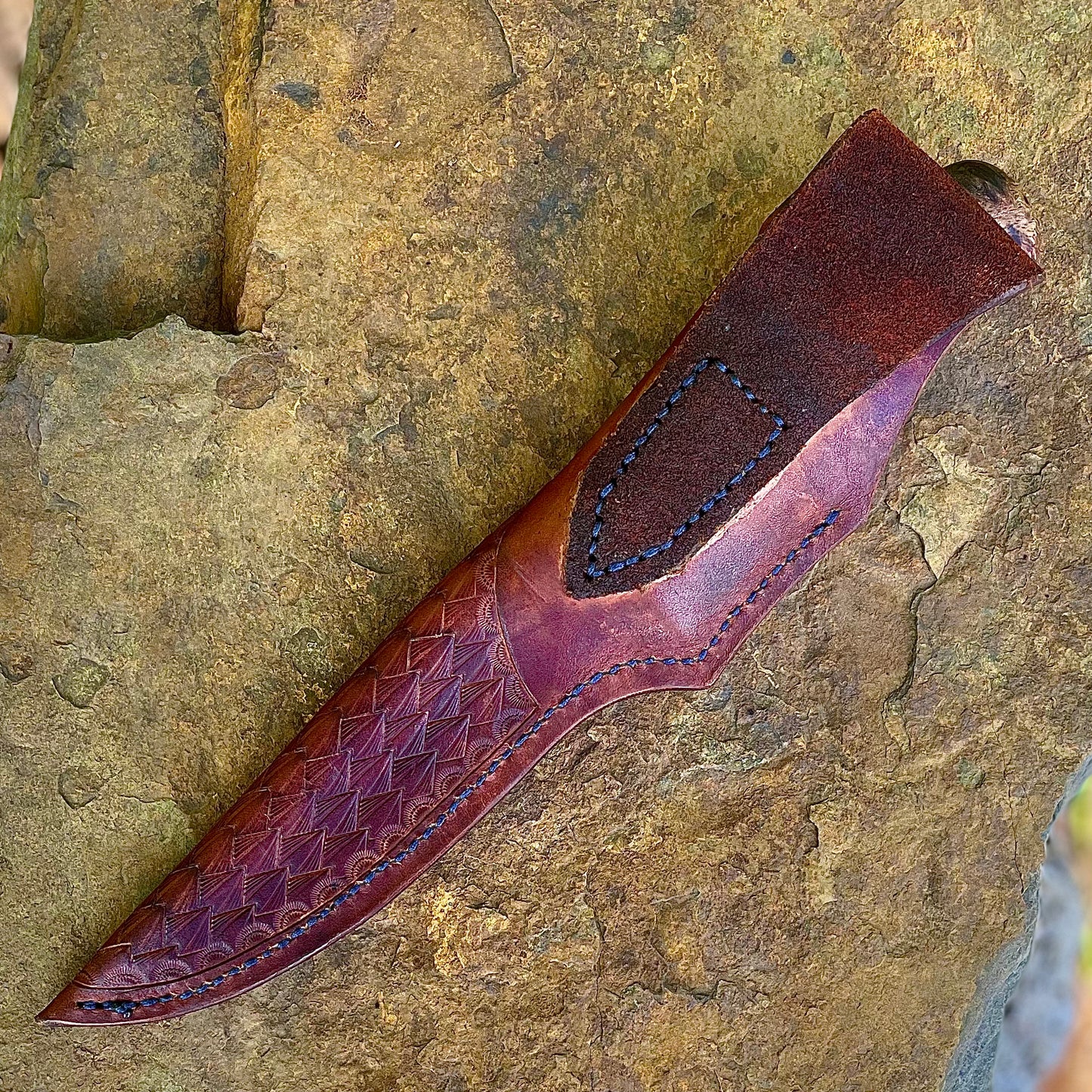 Forged Damascus Hunter w/ Maple