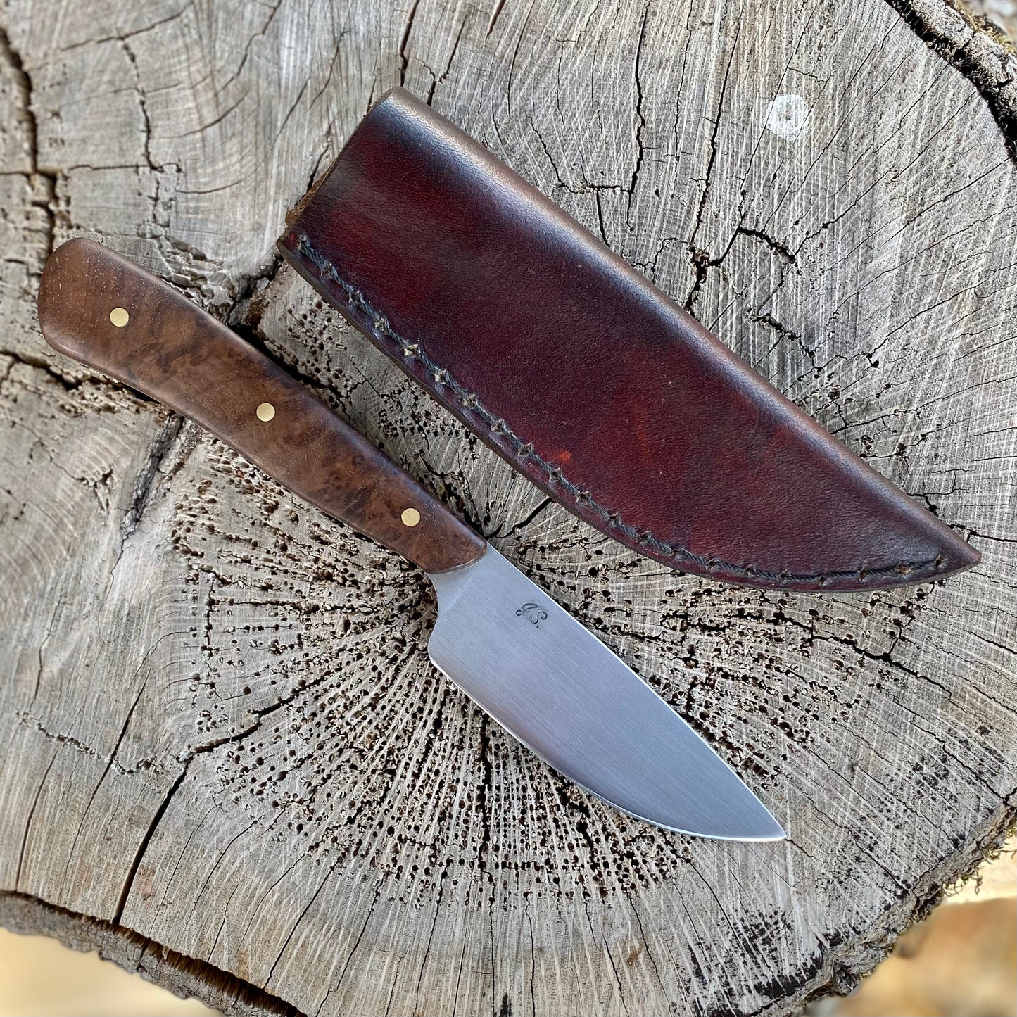 Hunter in 52100 w/ Figured Walnut