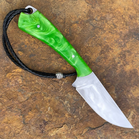 EDC/Hunter in 1095 w/ Green Resin