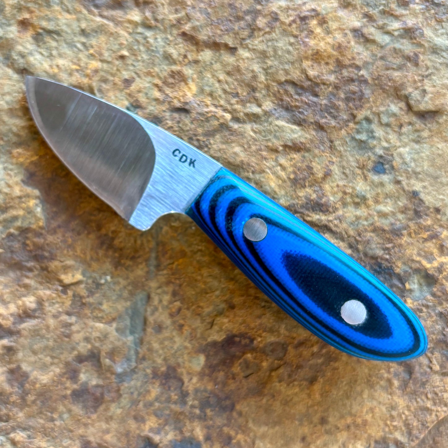 Peanut EDC in 1095 w/ Black & Blue G10