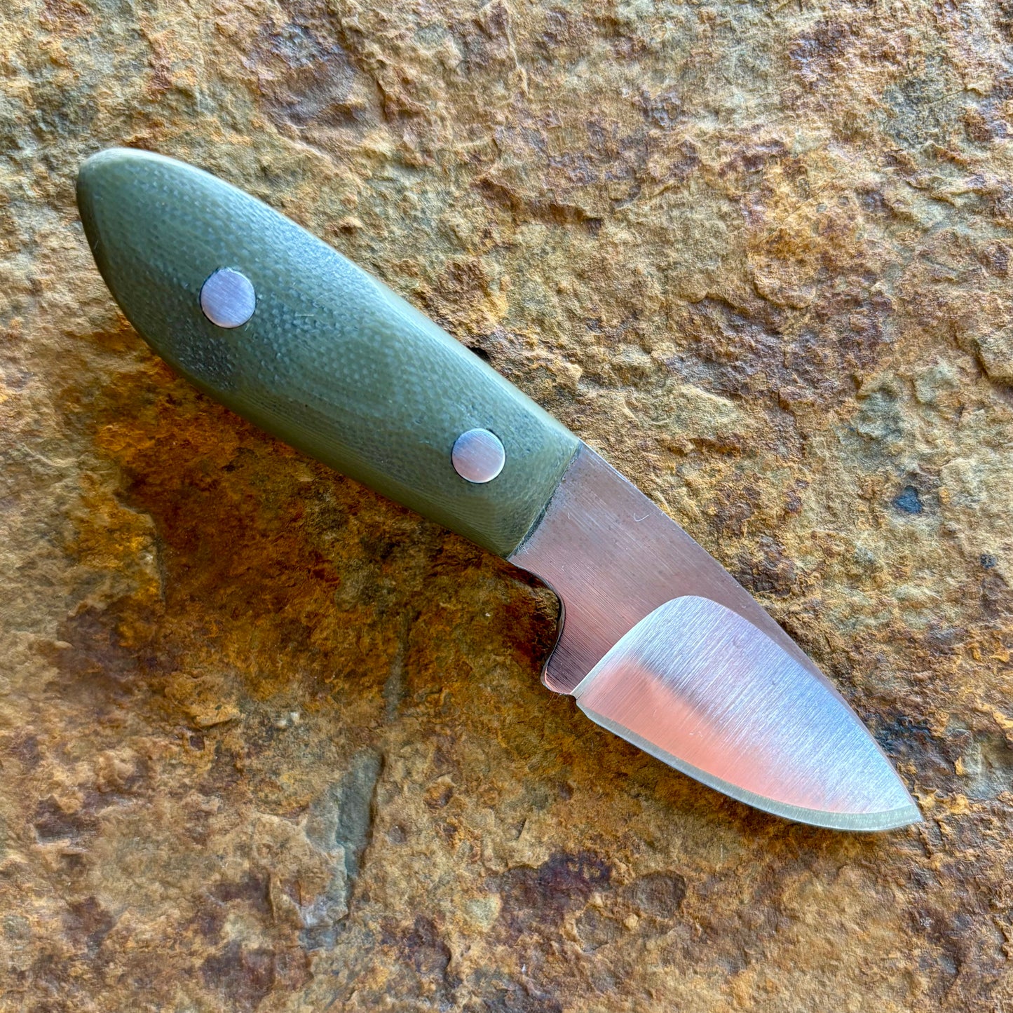 Peanut EDC in 1095 w/ Green G10