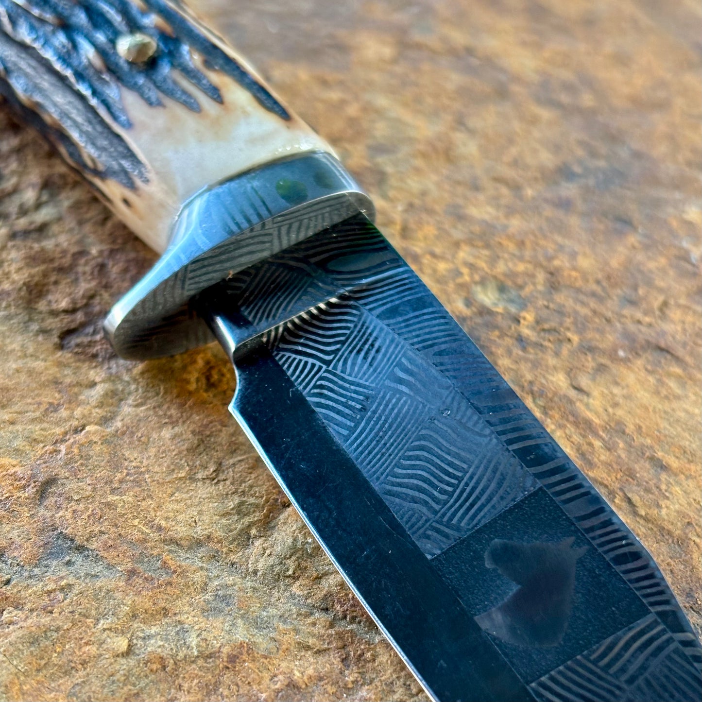 Damascus Hunter w/ Deer Antler