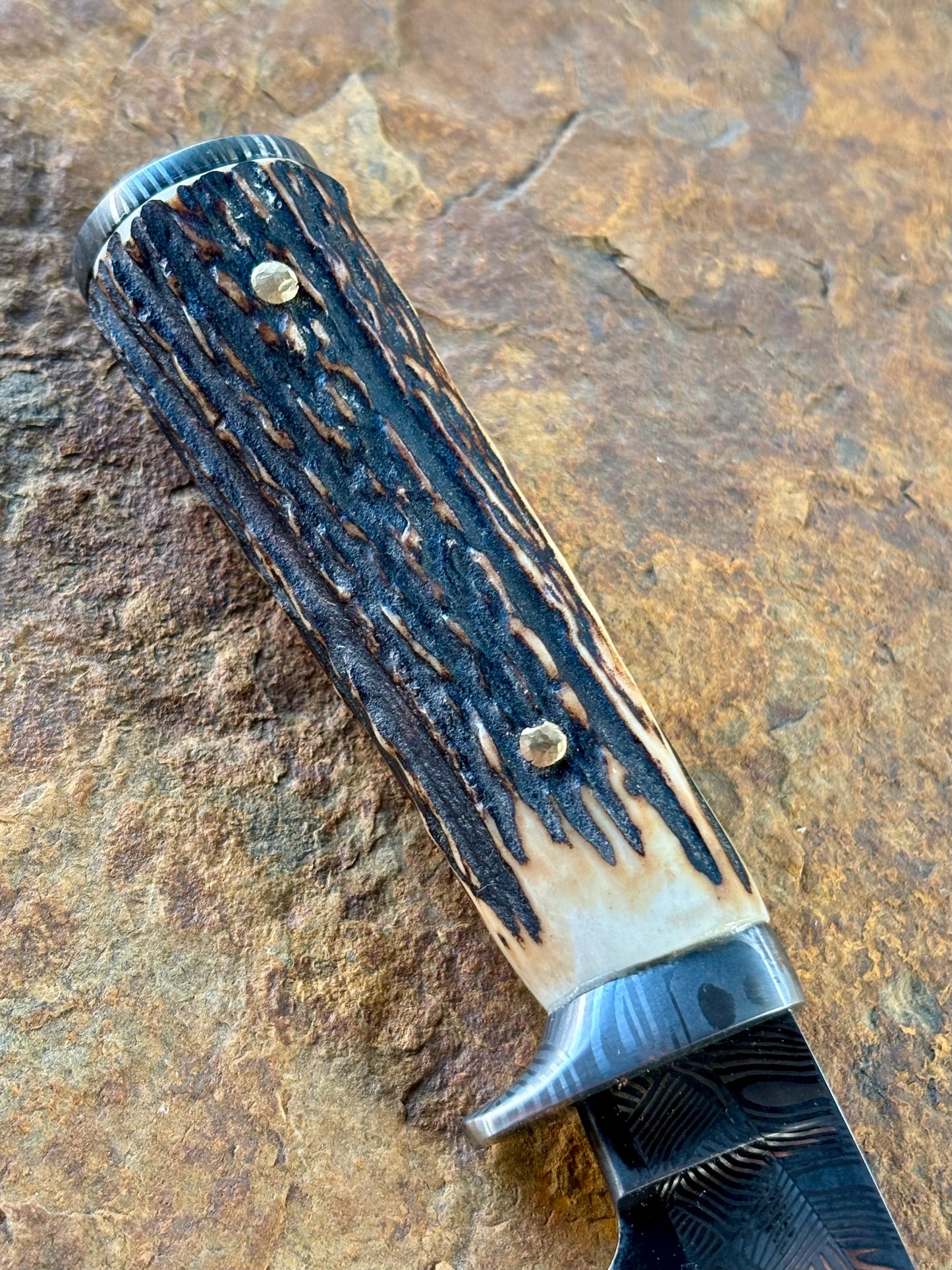 Damascus Hunter w/ Deer Antler