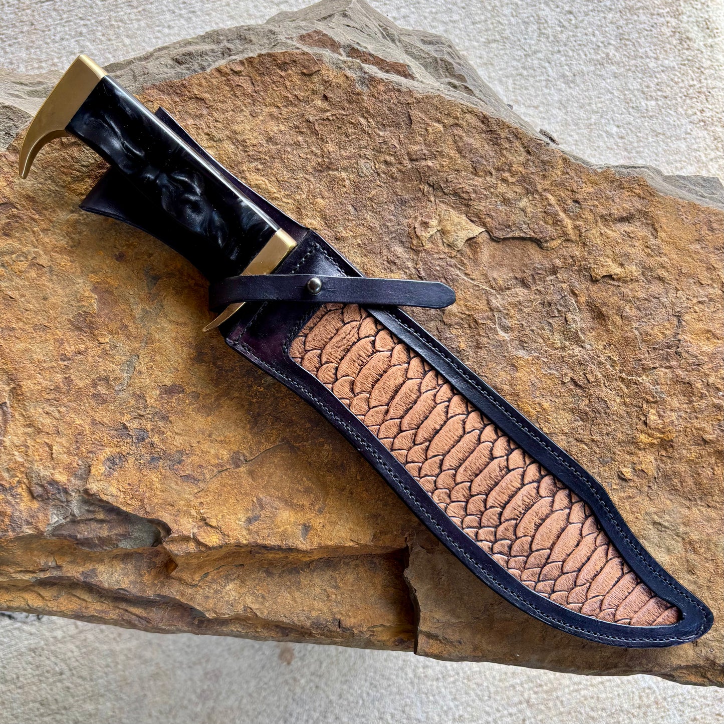 Dundee Bowie w/ Smoke Swirl in 1095