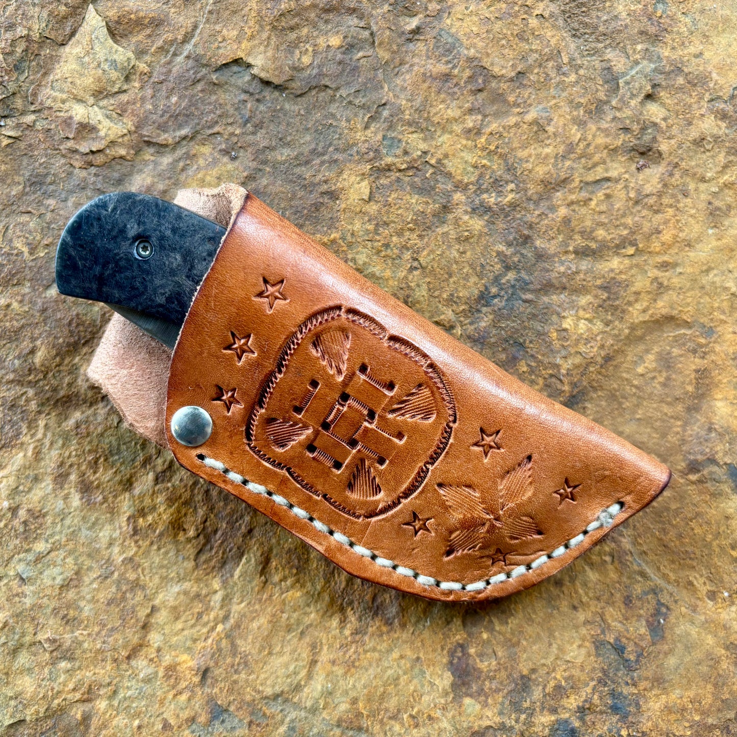 Folder Linerlock in 440C w/ Maple Burl
