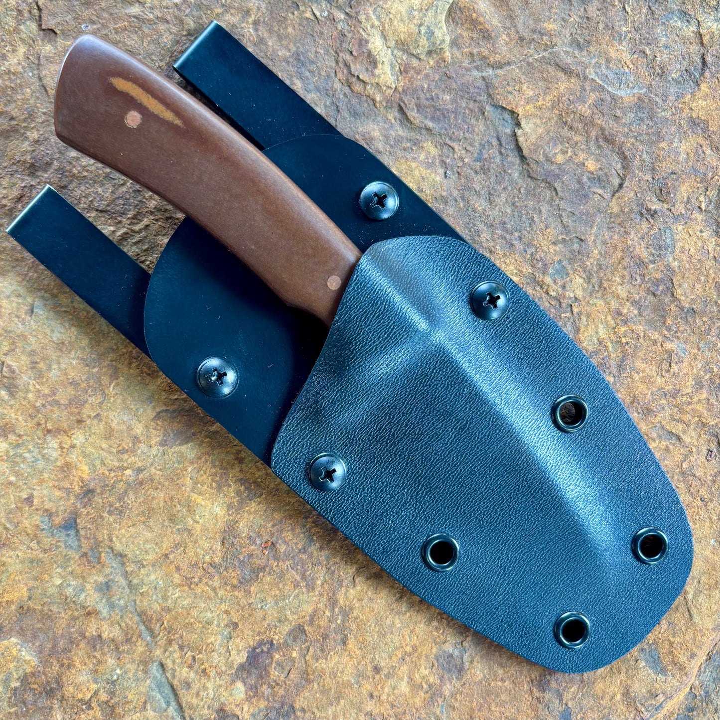 EDC in 1084 w/ Paper Micarta